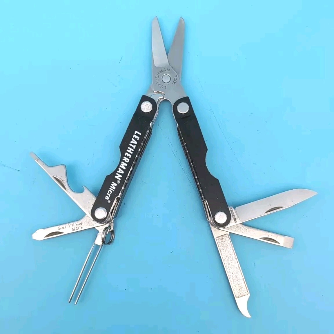 Leatherman MICRA Multi-Tool Black Scissors Knives Tweezers MORE Q66