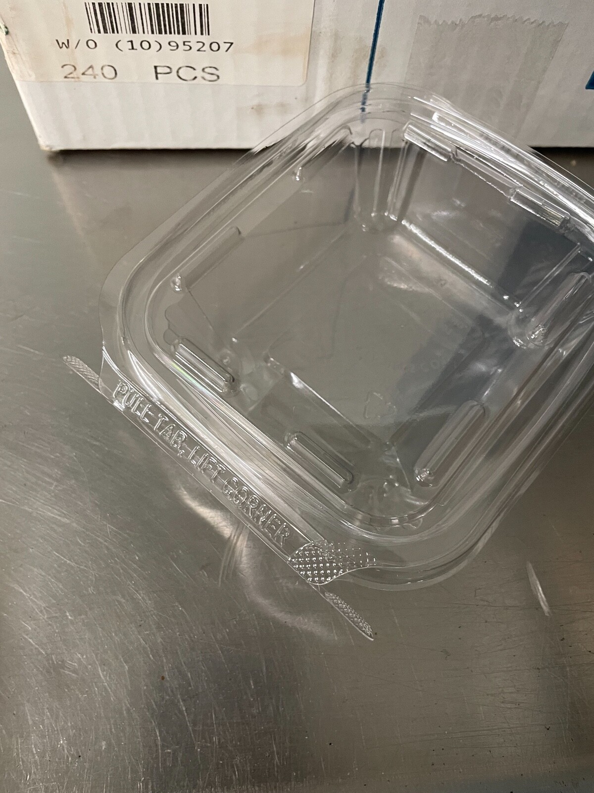 Safe T Fresh Tamper Evident 8 OZ Plastic Clear Hinged Disposable Container