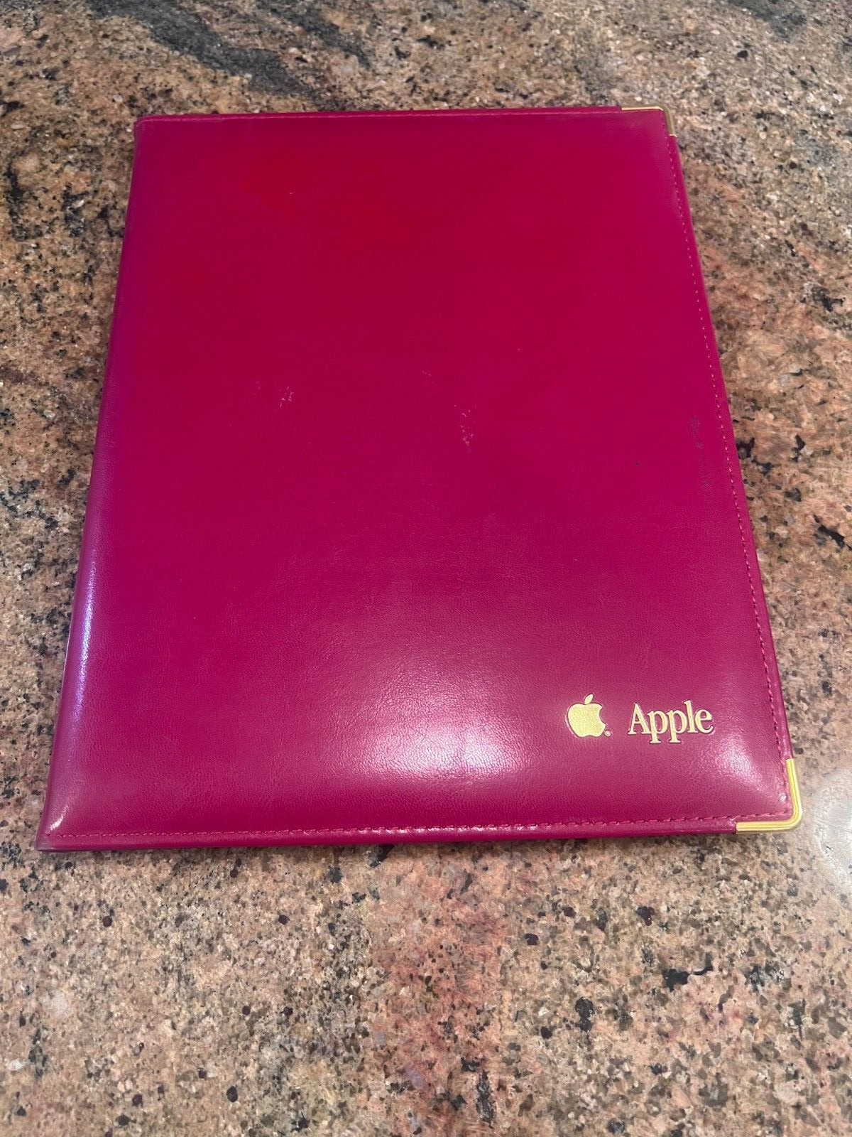 Apple Computer Memorabilia 1994 Notebook with VINTAGE APPLE NOTE PAPER RARE