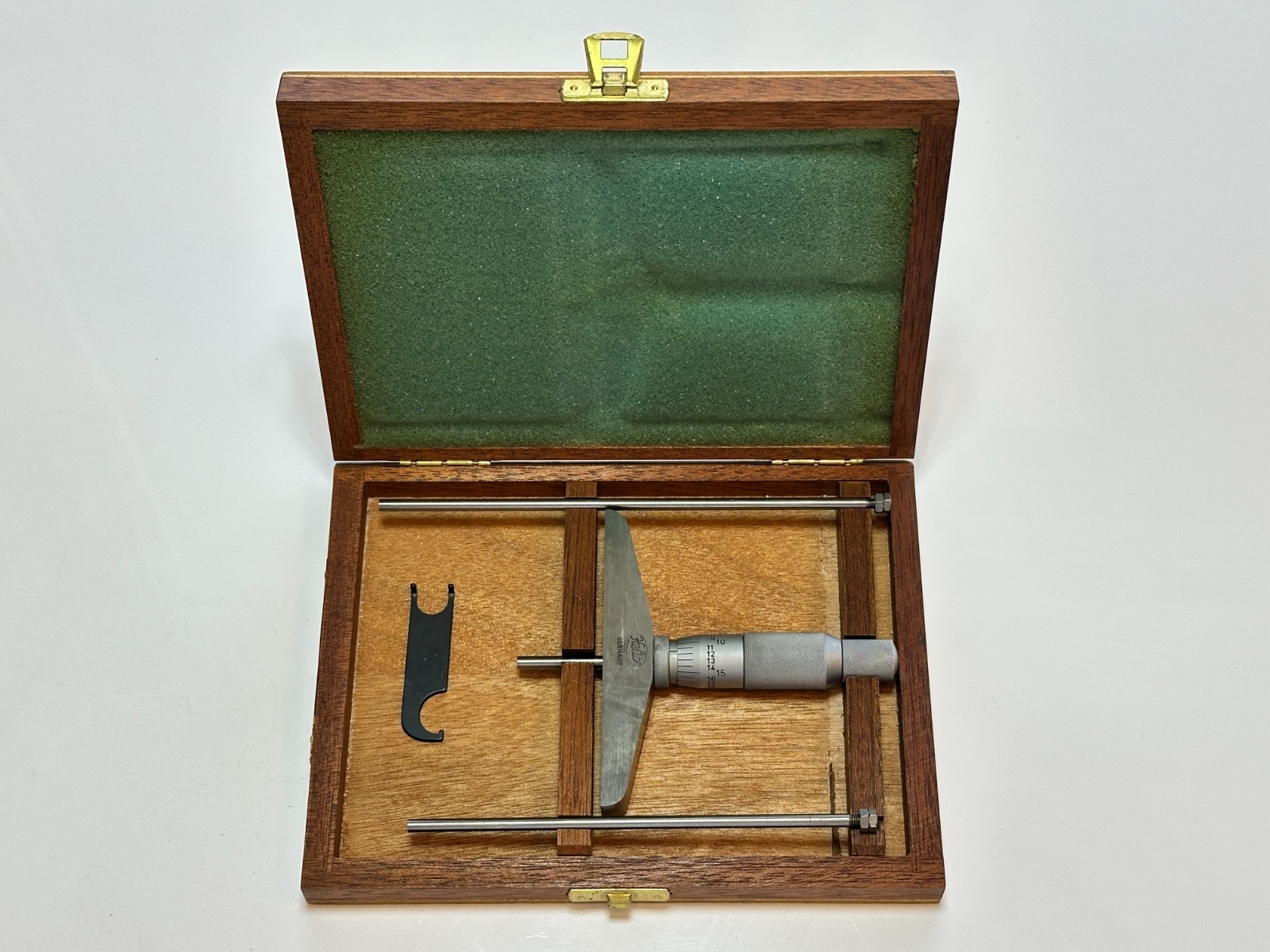 NOS Helios Germany 3-4" Depth Micrometer in Original Wood Case, New Old Stock