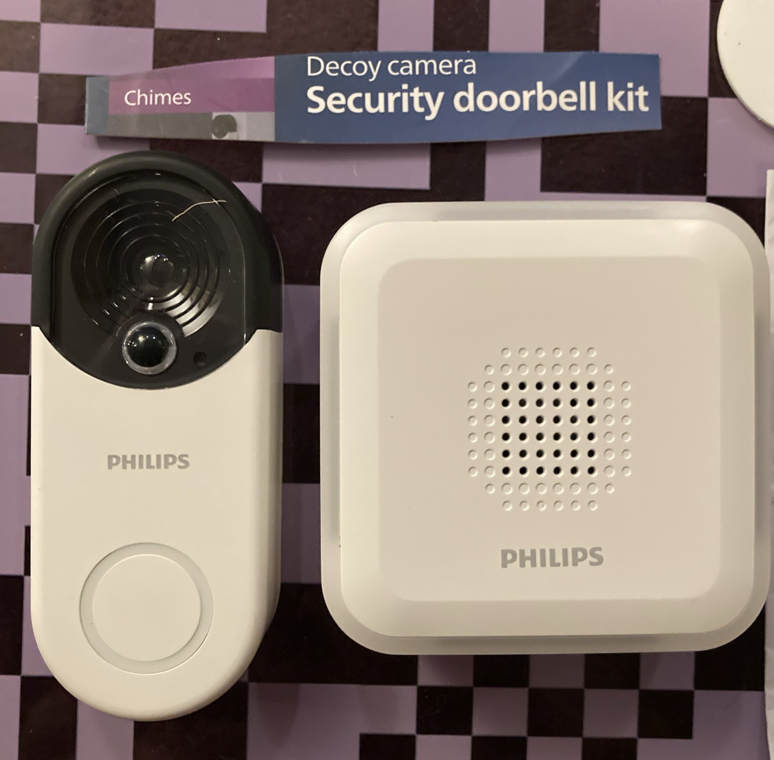 Philips Wireless Security Doorbell Chime Kit, Decoy Camera, Motion-Activated