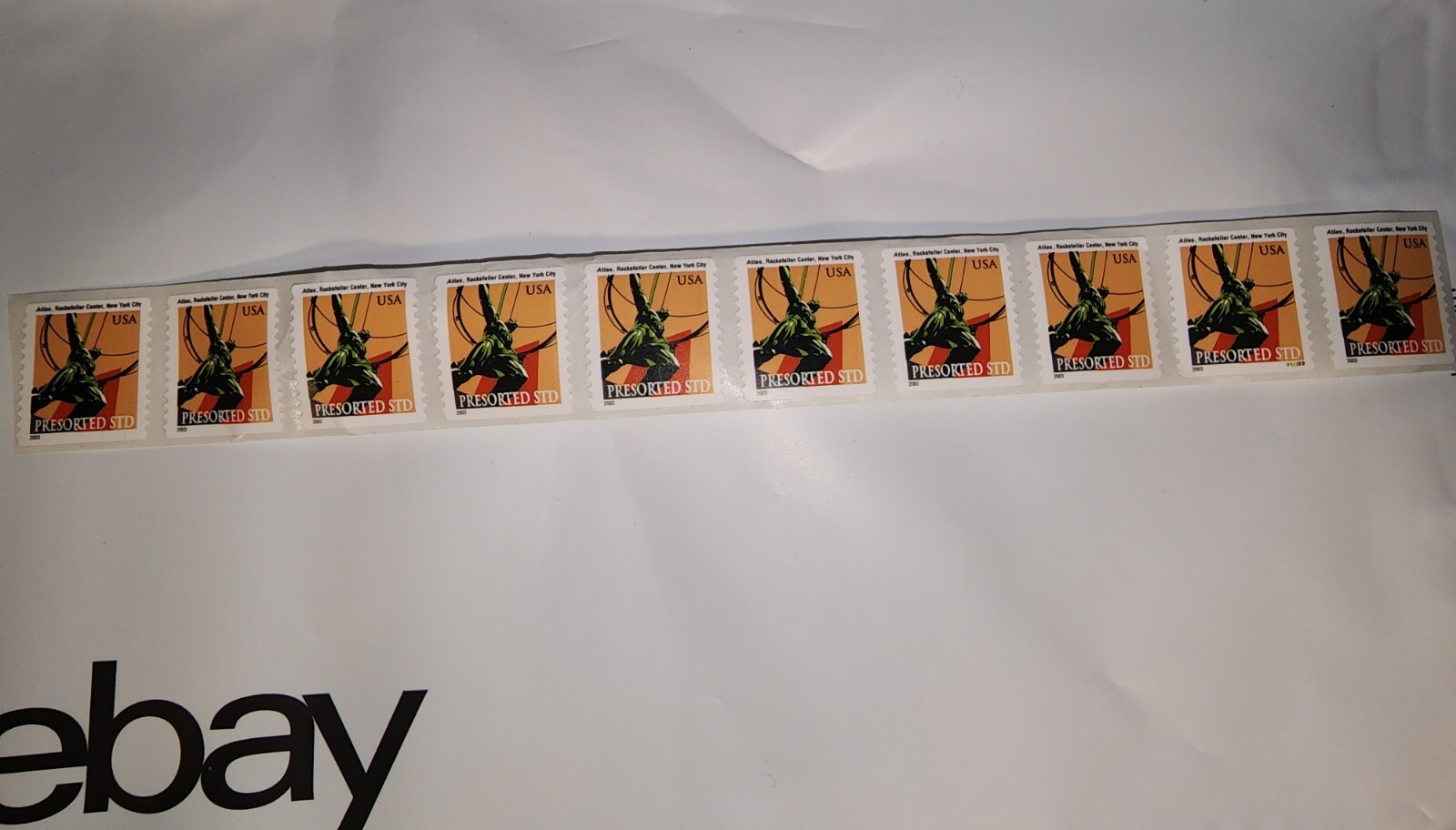 10 Stamps USA  Atlas Rockefeller Center  New York City 2003 Presorted STD VTG