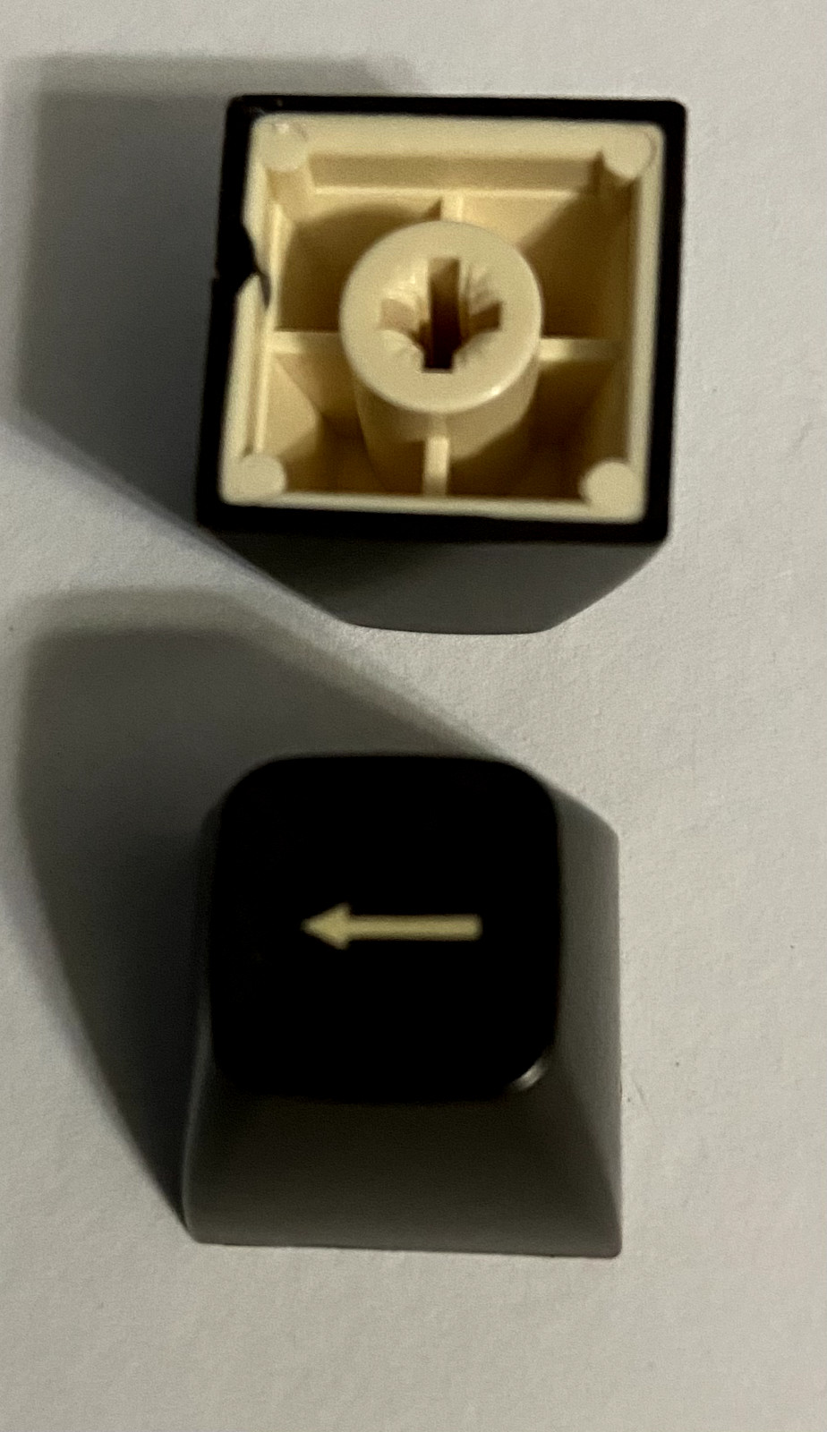 Commodore Vic 20 Early Model Keycaps, Key Stems, and Springs