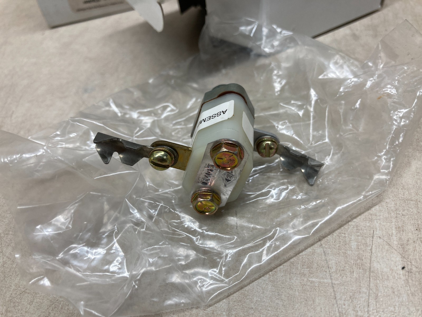 Lot of 5 Bendix Air Pressure Switch 228750 60PSI