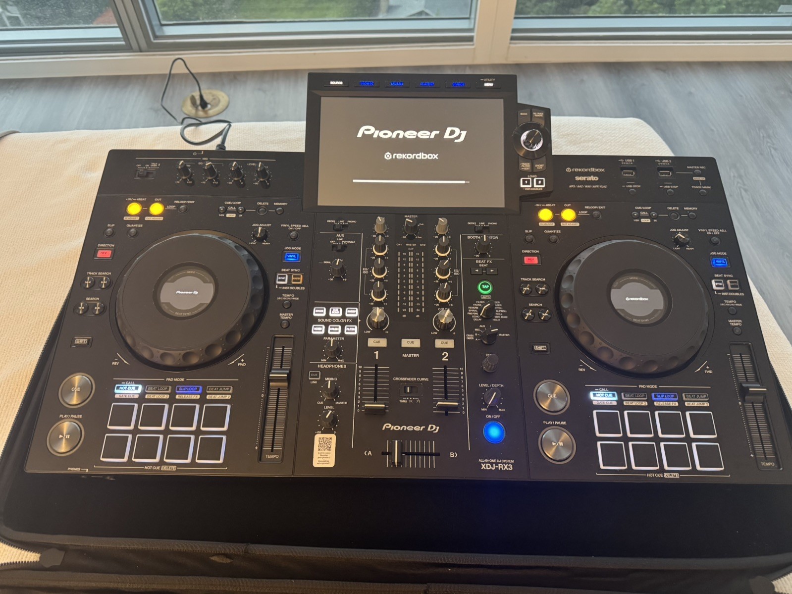 Pioneer DJ XDJ-RX3 2-Chnl Rekordbox / Serato DJ System with 10.1" Touch Screen