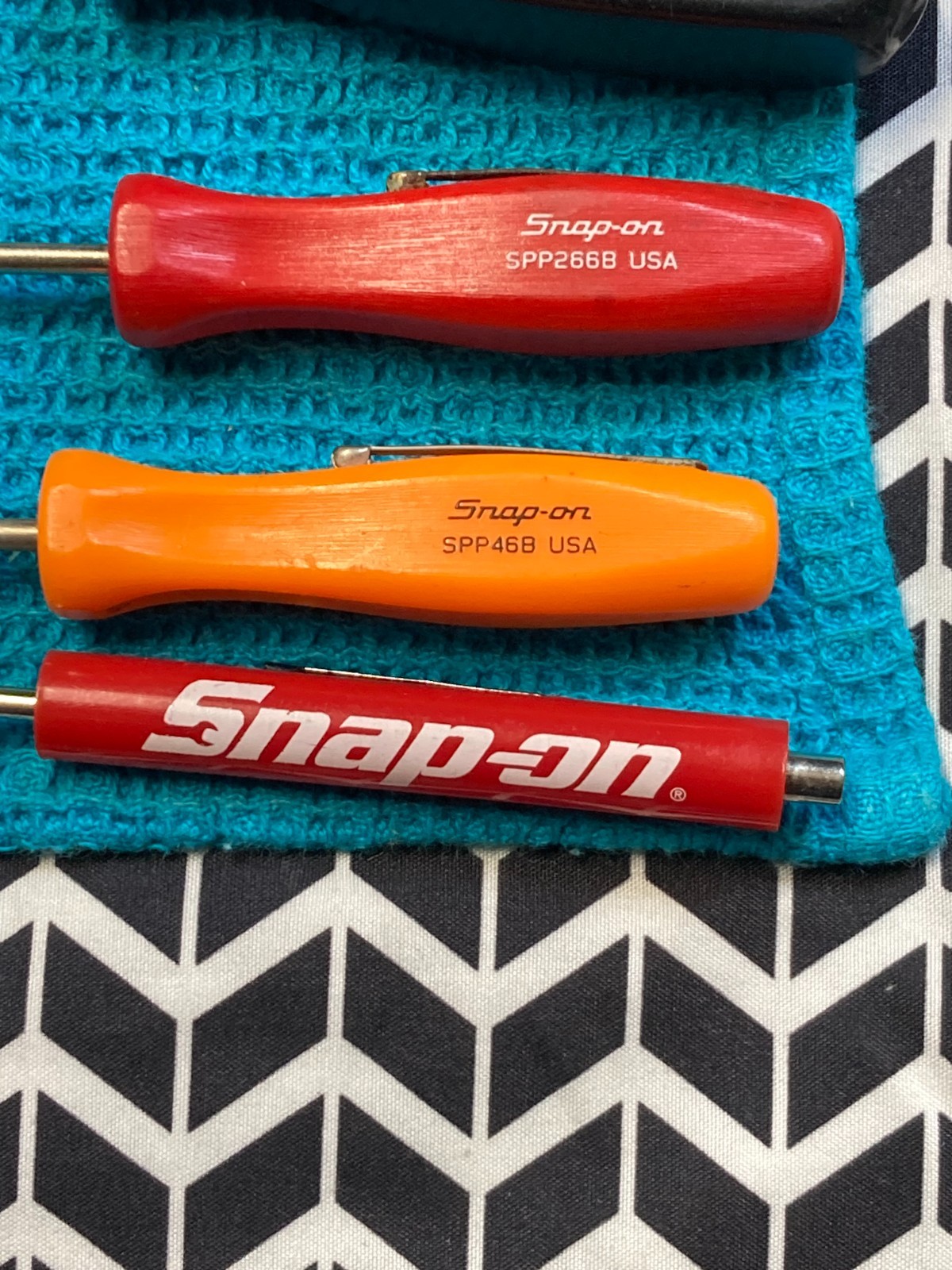 Snap On screw driver lot 8 spp266b, spp46b