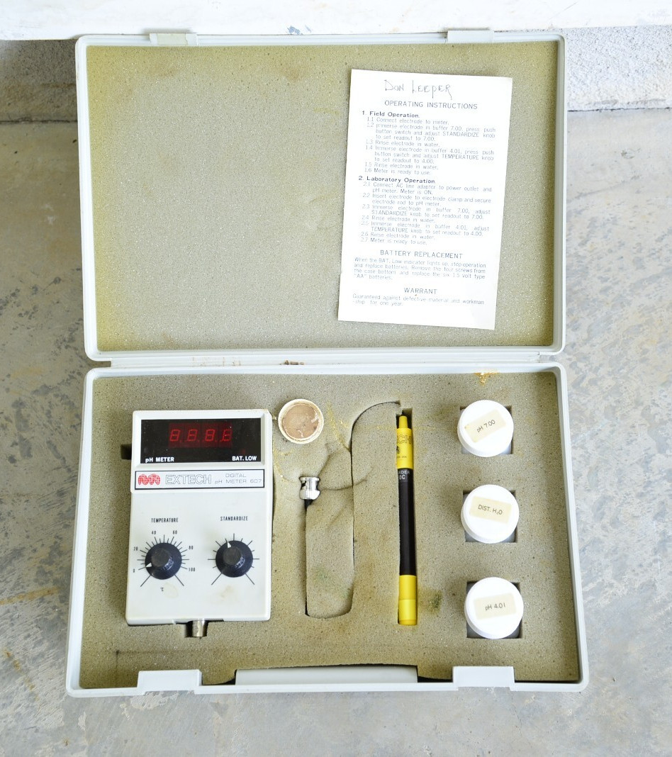 Extech 607 Digita Ph Meter with Storage Case