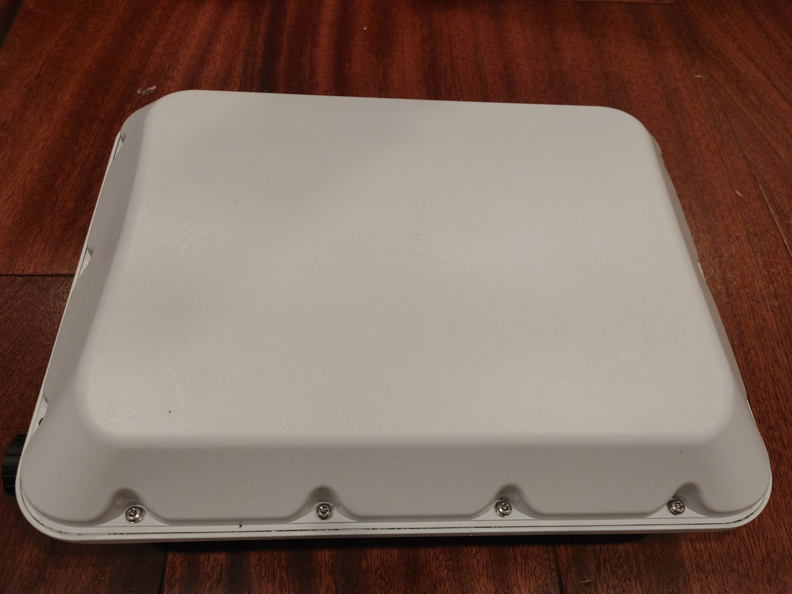 Ruckus Wireless Outdoor Access Point T750 SE 9U1-T750-US51 UNLEASHED