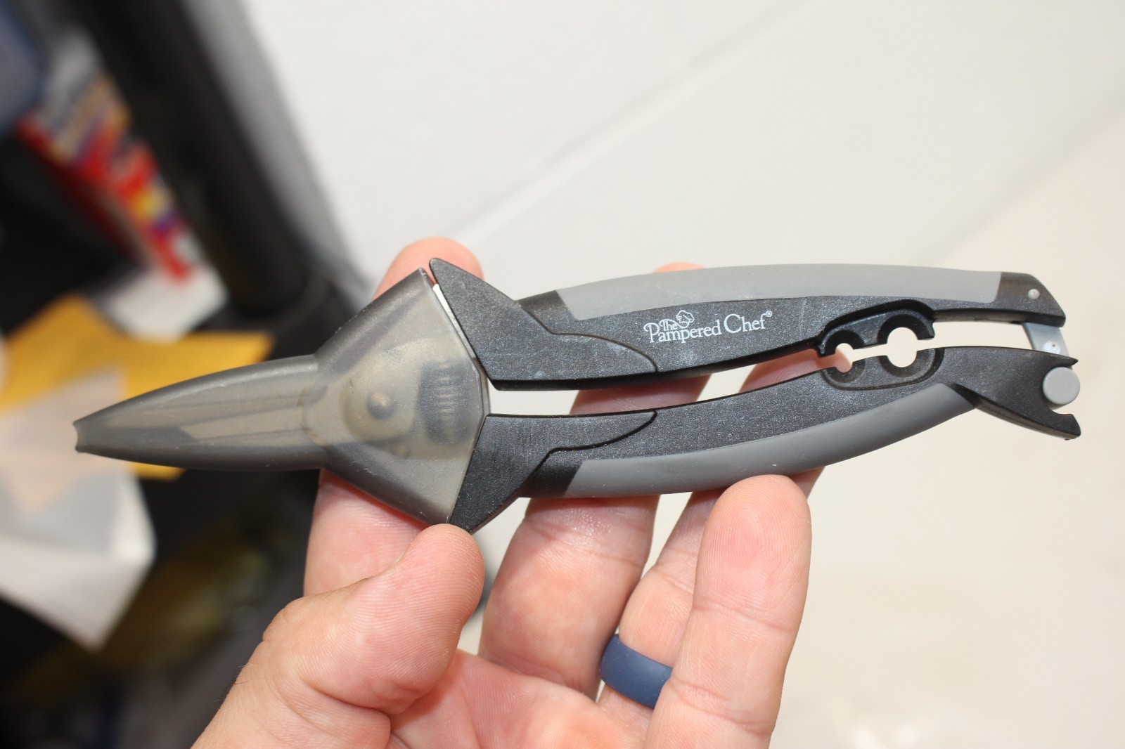 RARE Pampered Chef Mini Professional Kitchen Shears Scissors Black w/ sheath