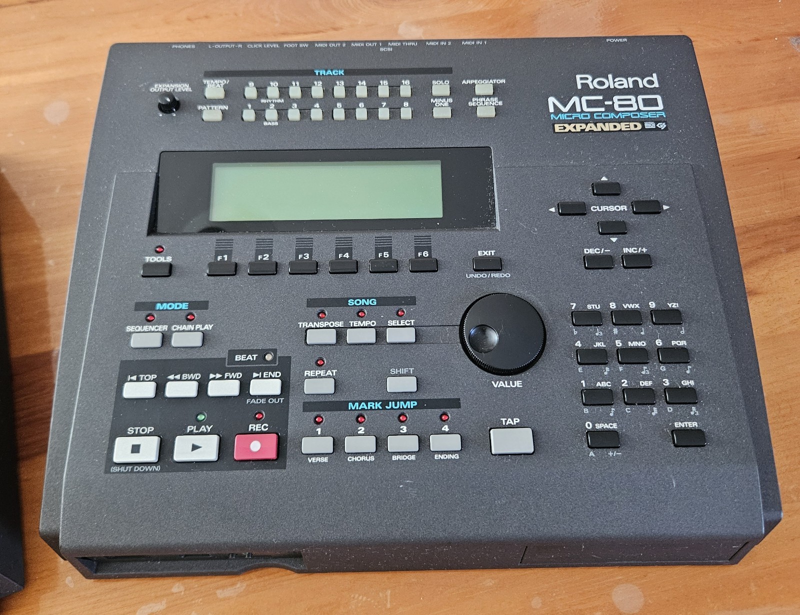 Roland MC-80 Ex (2) VE-GSPRO
