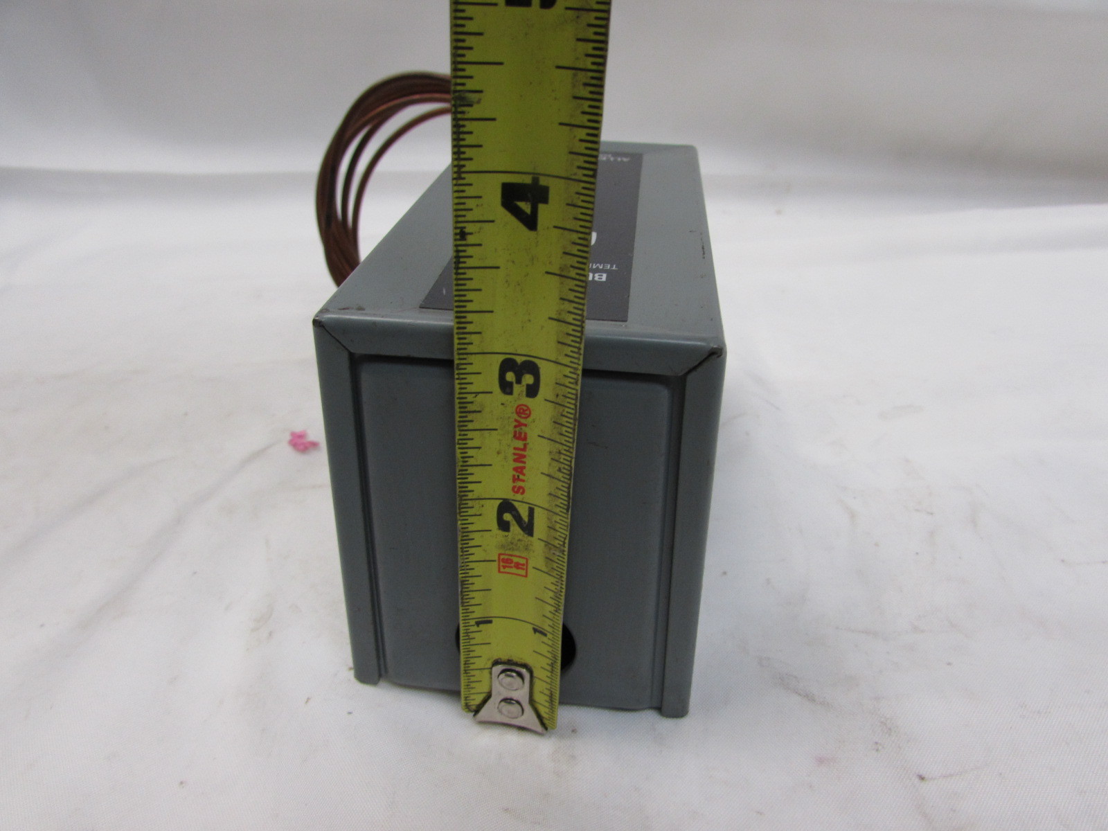 ALLEN BRADLEY 837-A2X221 TEMPERATURE CONTROLLER RANGE -60-50° ***XLNT***