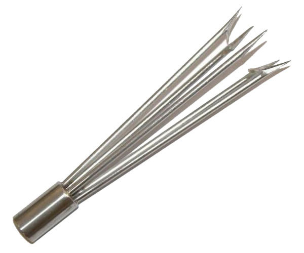 6 Barb Cluster Hand Spear Tip (6" barbs, 1/2" Screw Female Screw Thread)