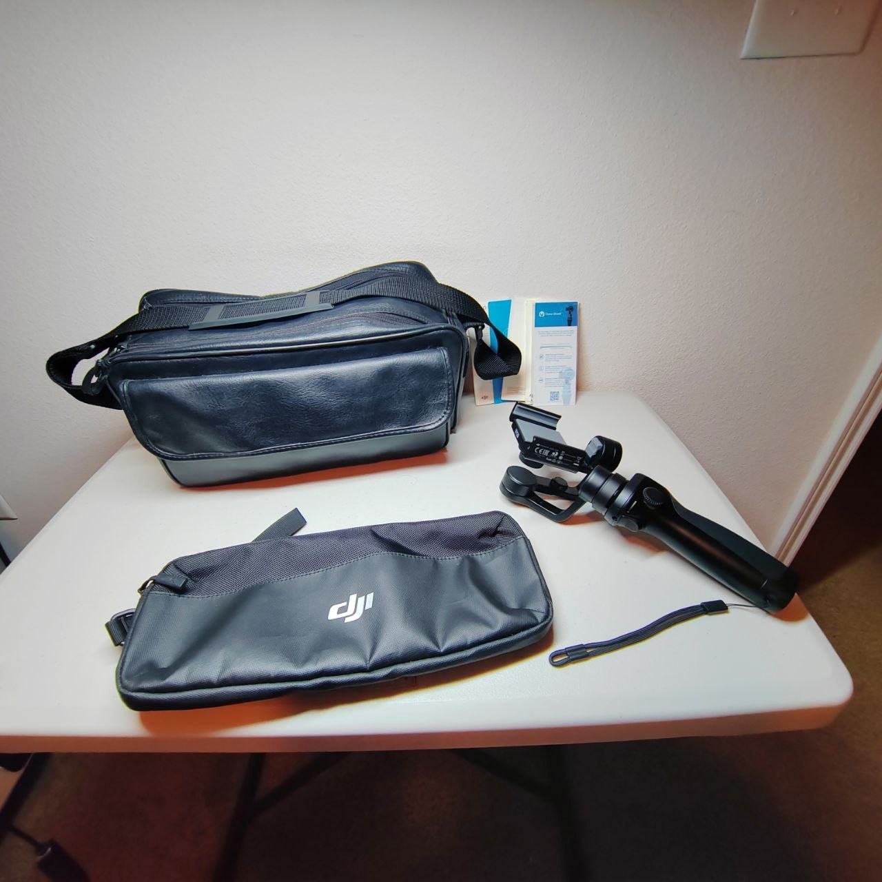 DJI Osmo Mobile 1 Smartphone Gimbal Stabilizer ZM01 Case Battery Bundle