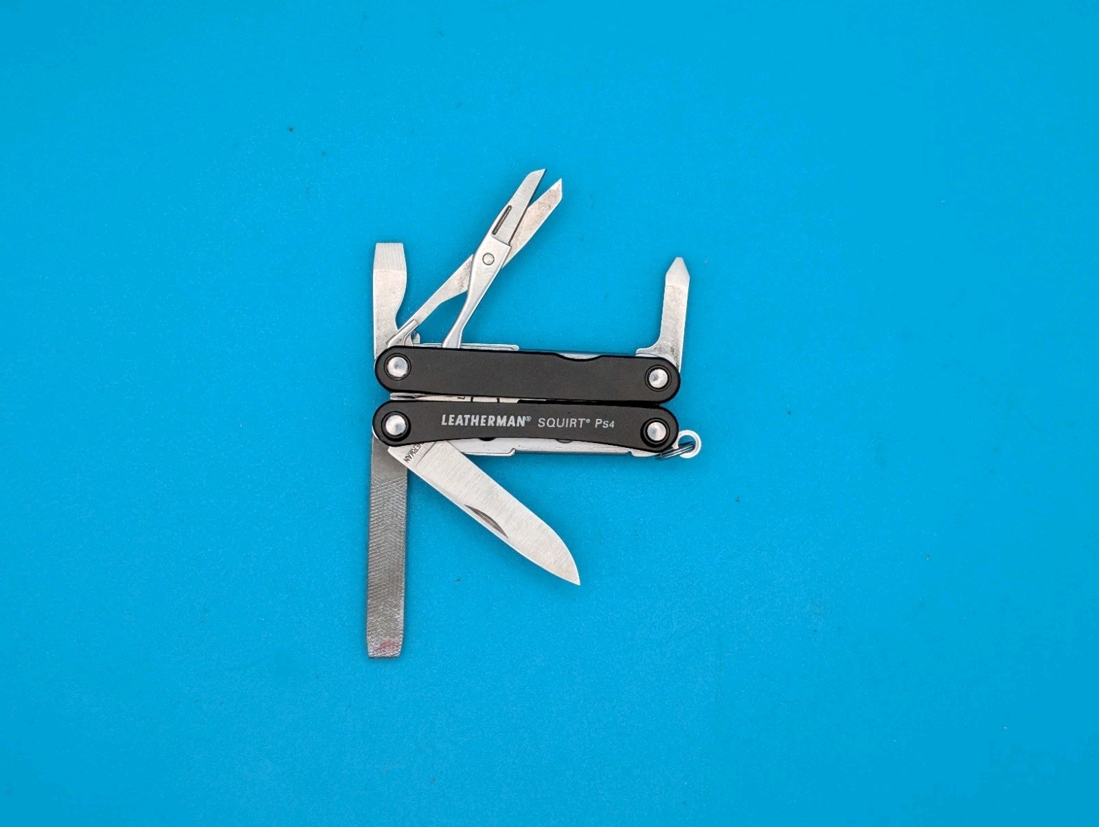 Leatherman SQUIRT PS4 Multi-Tool! BLACK! *broken scissors spring*