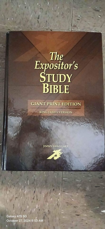 KJV The Expositor's Study Bible (Giant Print)