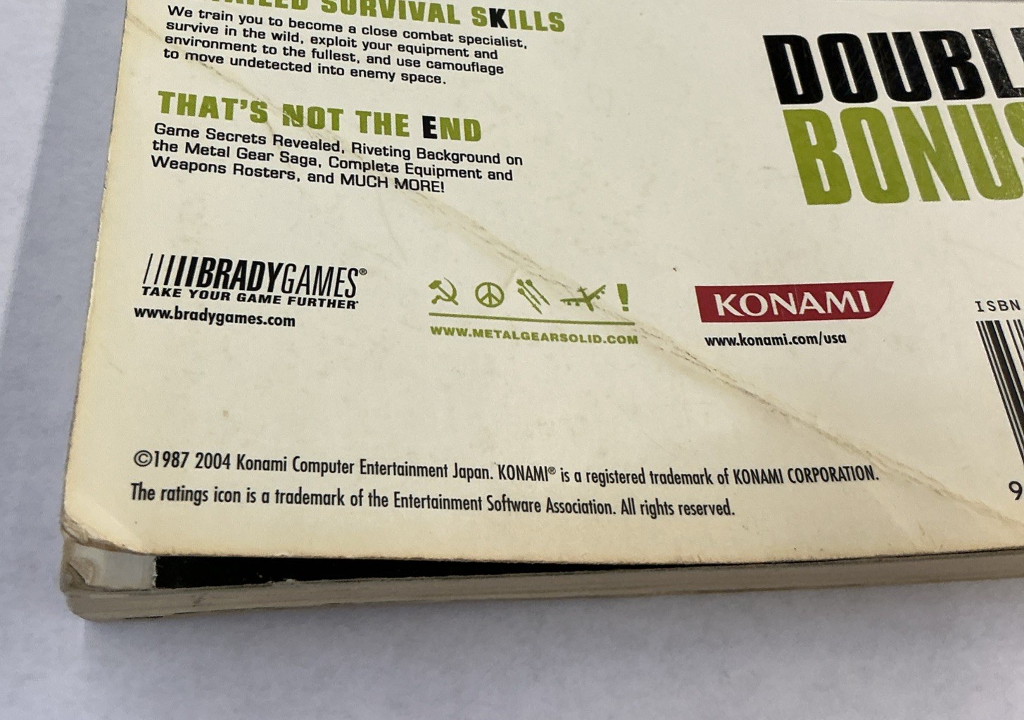 Metal Gear Solid 3 Snake Eater BradyGames Stategy Guide Includes Poster --S2G--