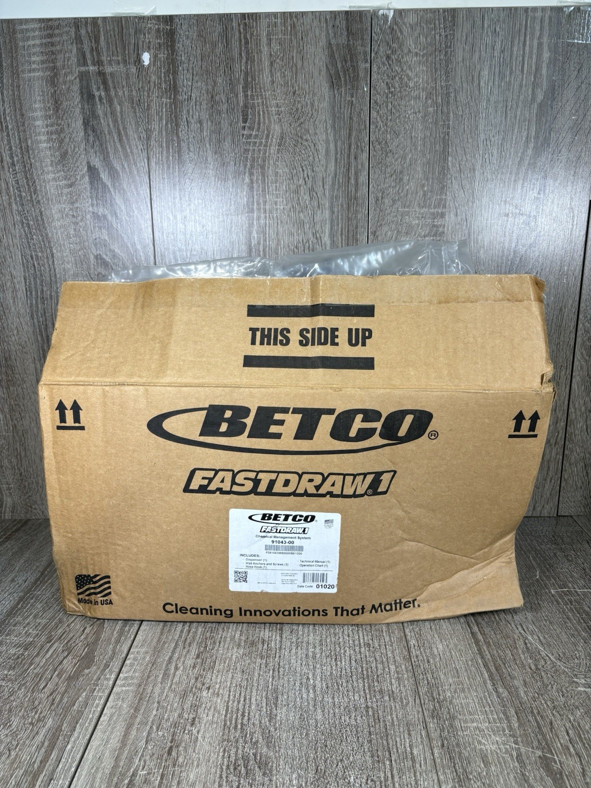 Betco FASTDRAW 1 Action Gap Chemical Management Dispenser 91043-00 bucket bottle
