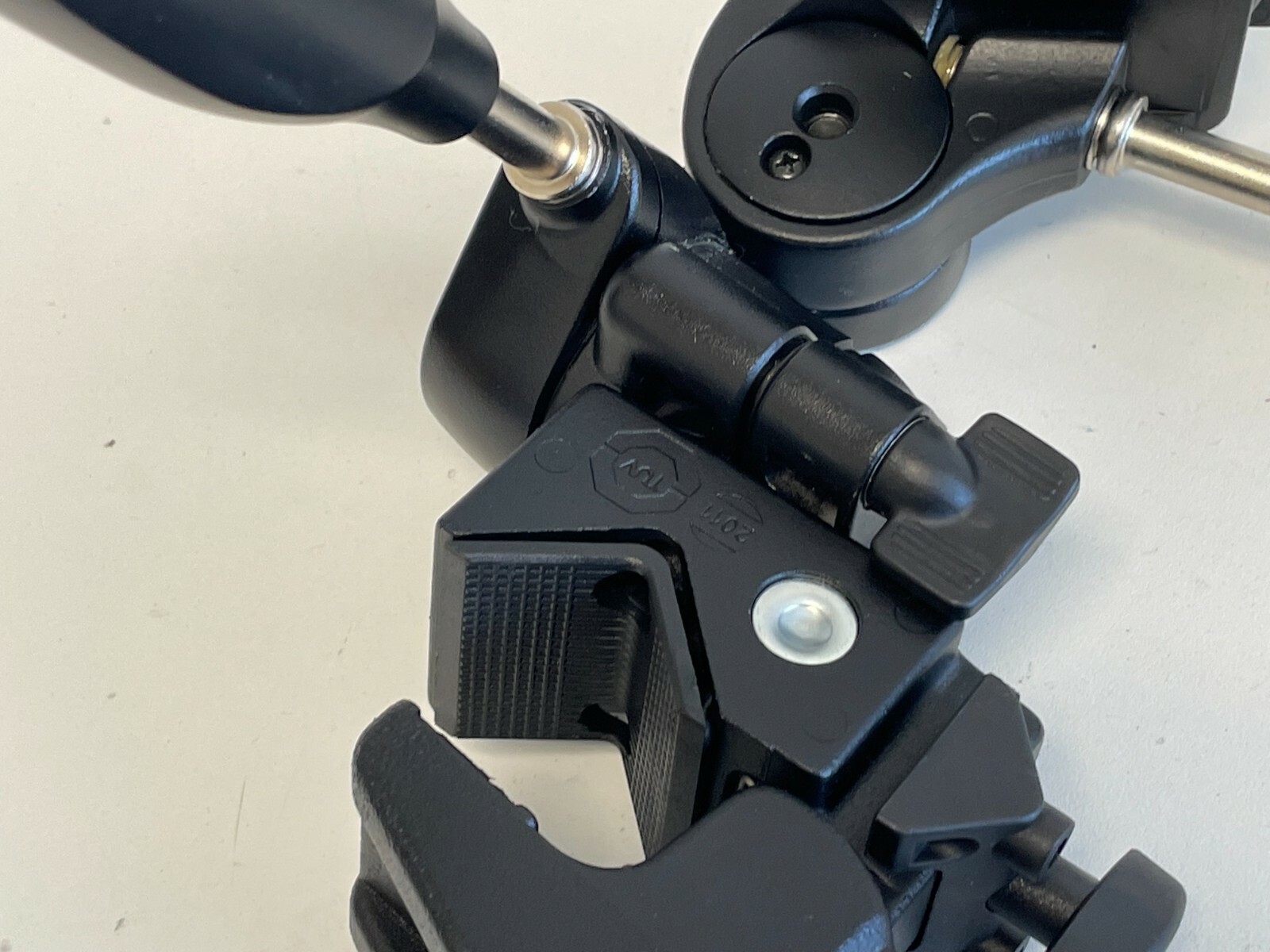 PP7: Silk / Manfrotto Tripod Camera Attachment