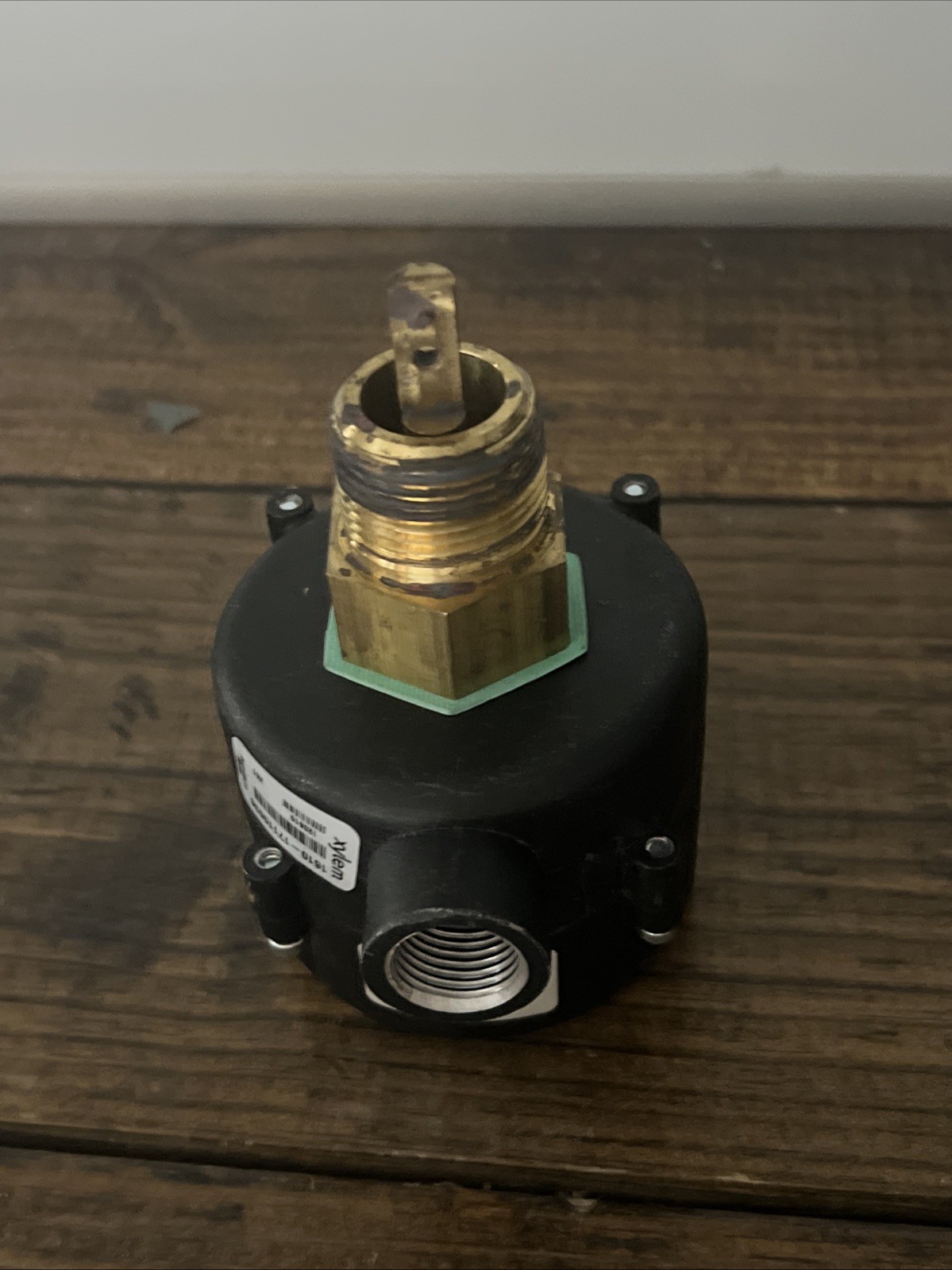 McDonnell Miller FS254 General Purpose Liquid Flow Switch