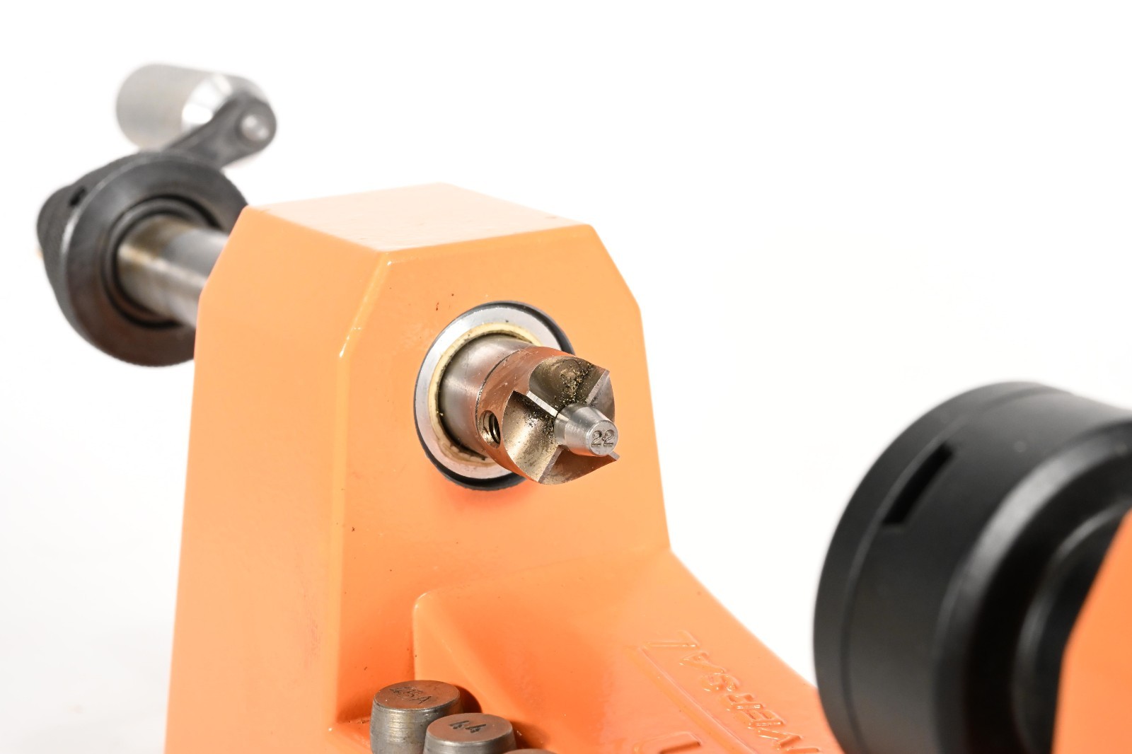 Lyman 7862000 Universal Case Trimmer - Missing some Pilots