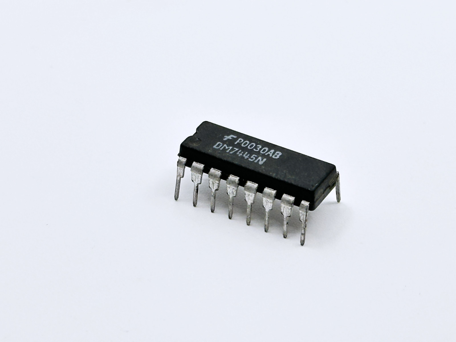 5X DM7445N Fairchild BCD to Decimal Decoder Driver 1 of 10 Open Collector DIP-16