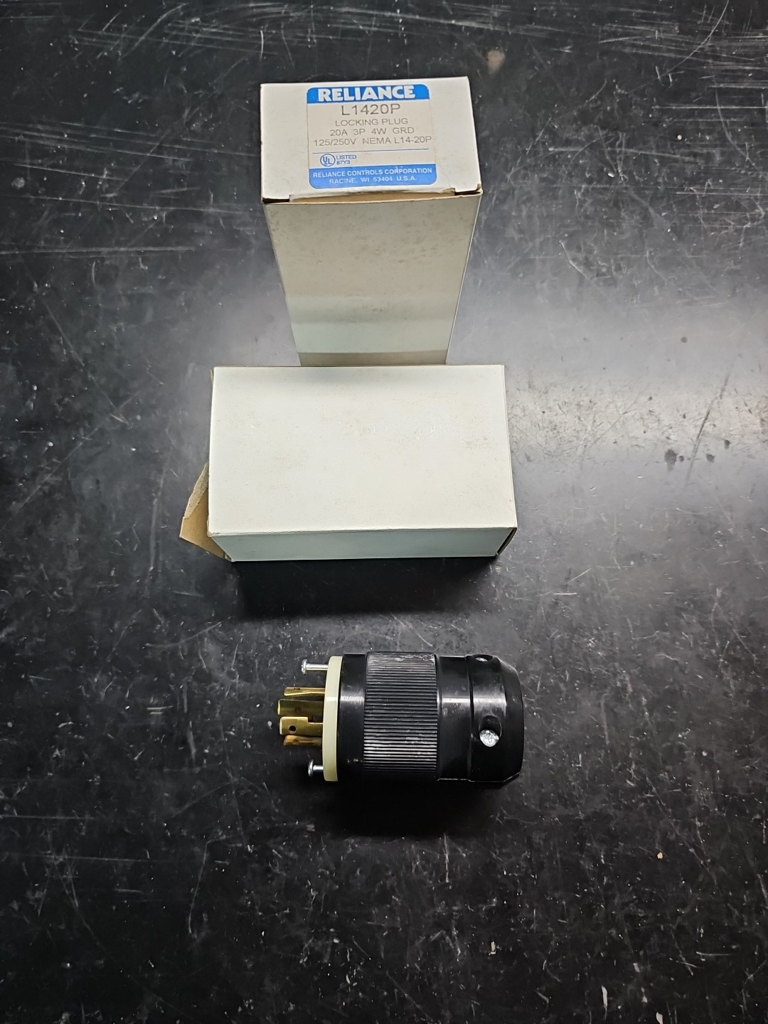 Lot 2 Reliance T Power L1420P 20A,125/250V Locking Male Plug For Generators