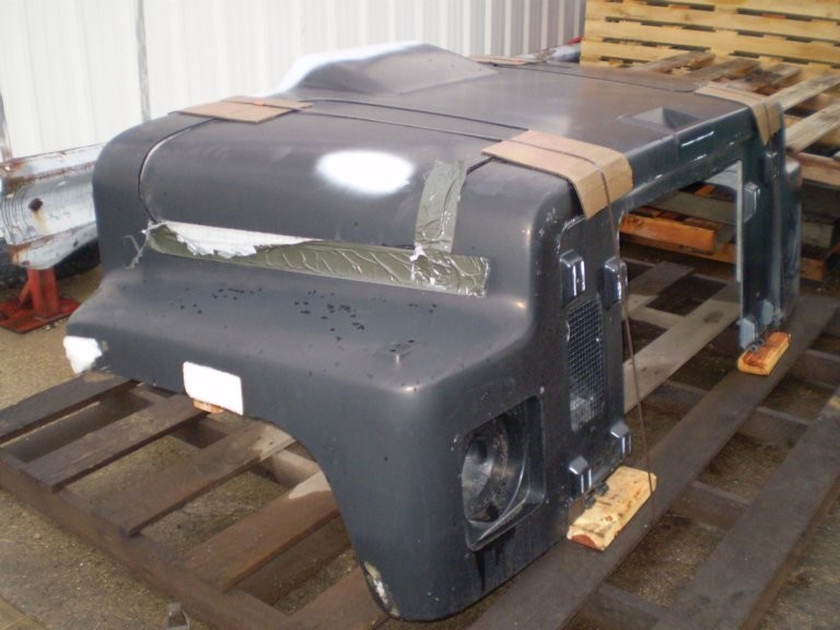 1986 Hood 1659041C91 for International 1600 (612-10658)