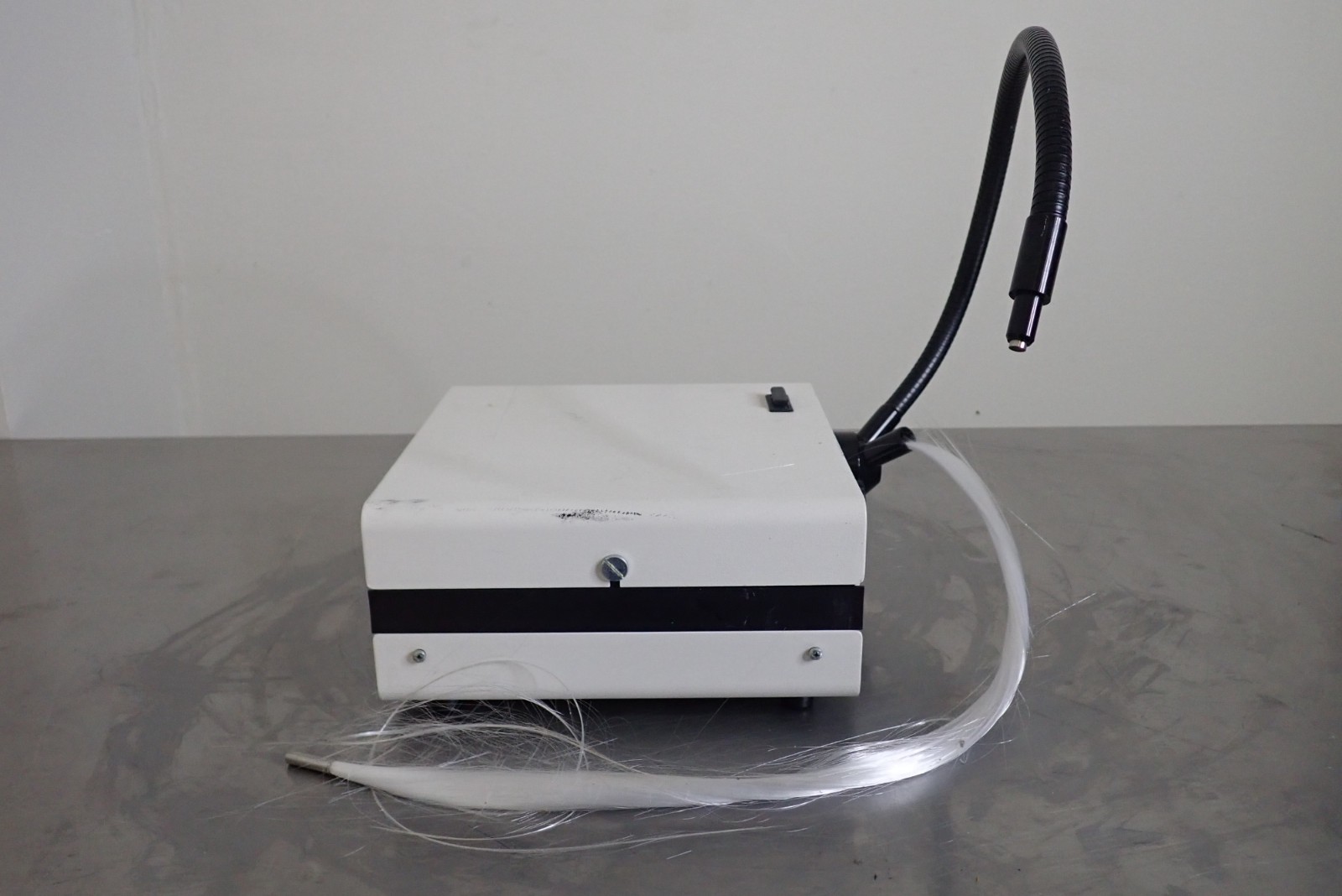 Volpi NCL 150 Fiber Optic Illuminator w/ Light Guide