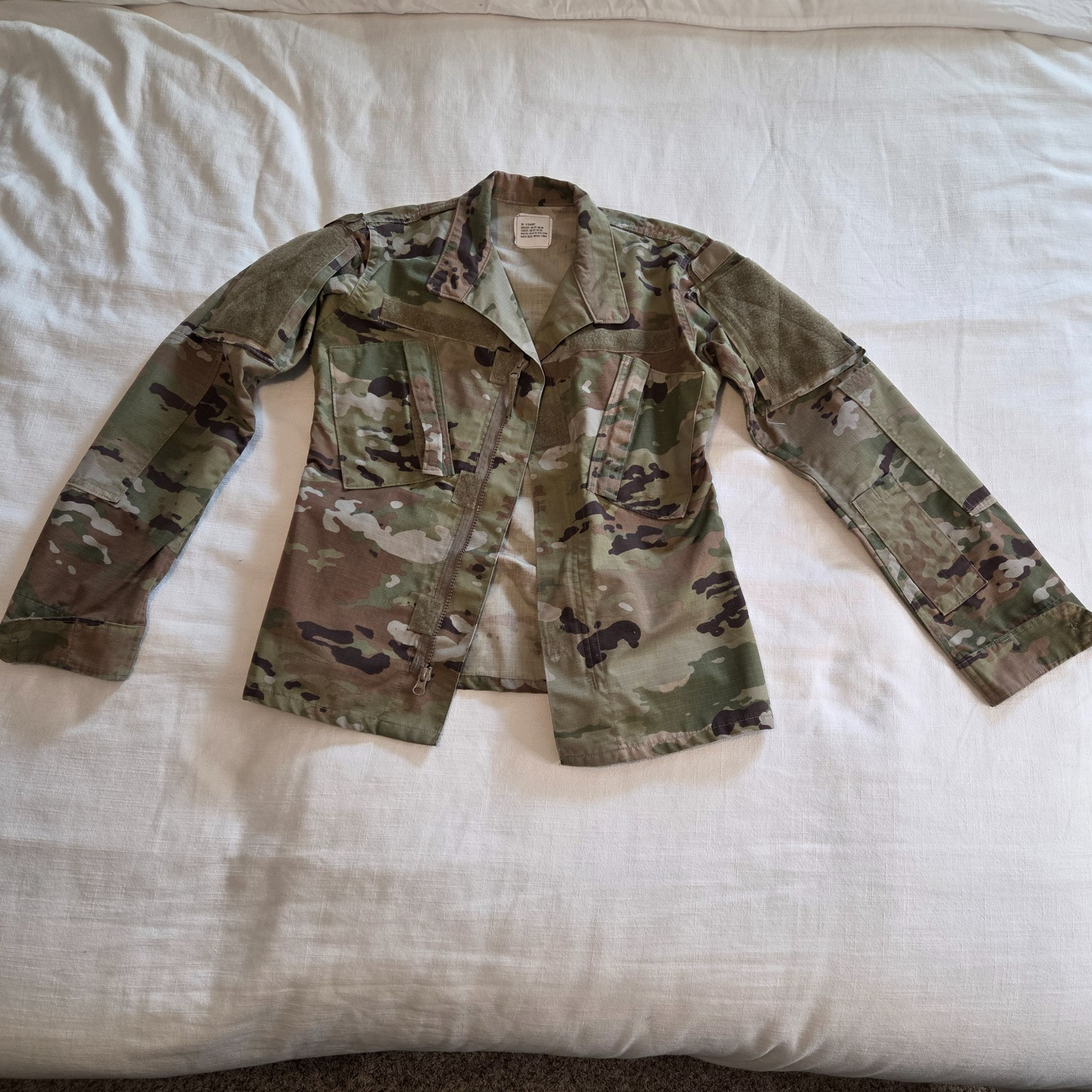 US Military OCP Combat Uniform Coat, 8415-01-623-3294, 30 X Short
