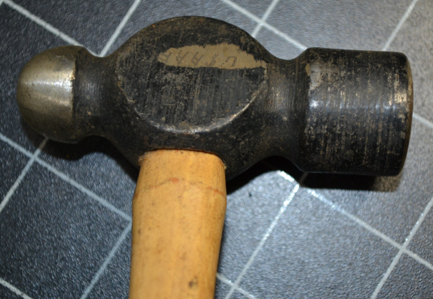 FAIRMOUNT - 16oz - BALL PEIN HAMMER - ORIGINAL HANDLE WITH LABEL