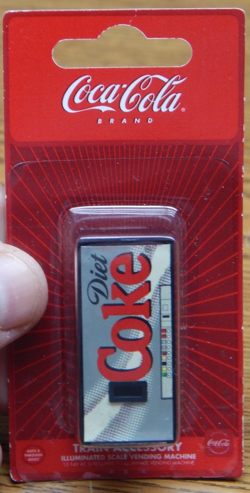K-LINE K-010601 DIET COKE ILLUM. VENDING MACHINE NIB RARE O GAUGE LQQK