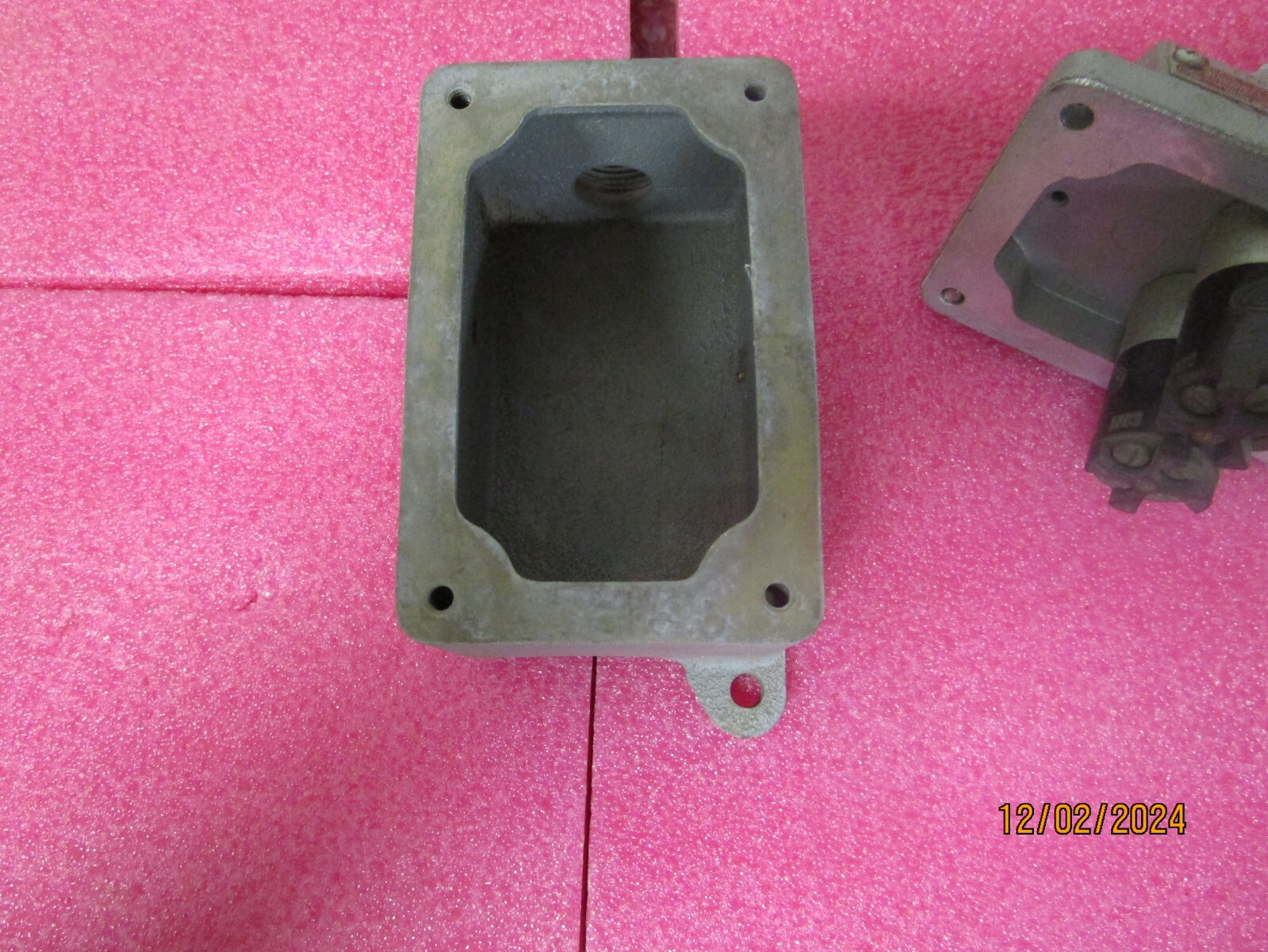 Appleton Selector Switch Control Station Sealed 2 Position, 2 Circuit EFDB175-12