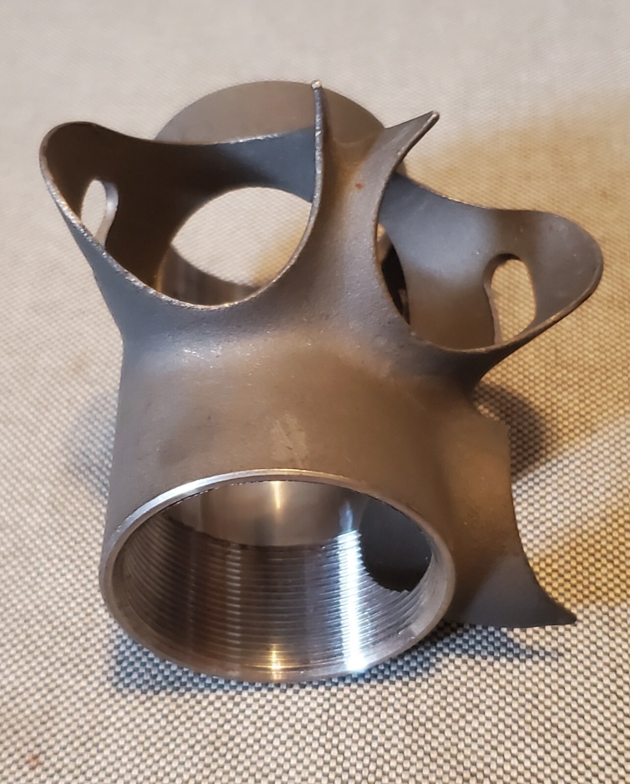 Davidson/Takashi investment cast bottom bracket shell, Italian thread