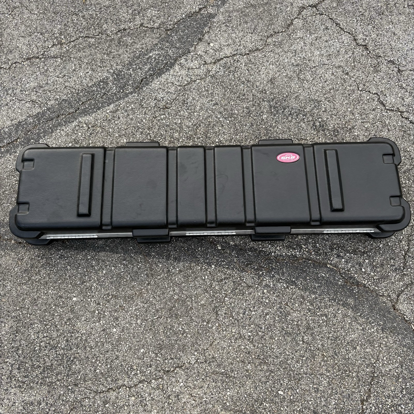 SKB Long Barrel Dual Rifle Locking Hard Shell Carry Case W/ Wheels
