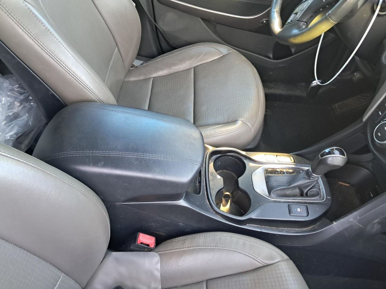 SANTA FE 2015 Glove Box 4899342