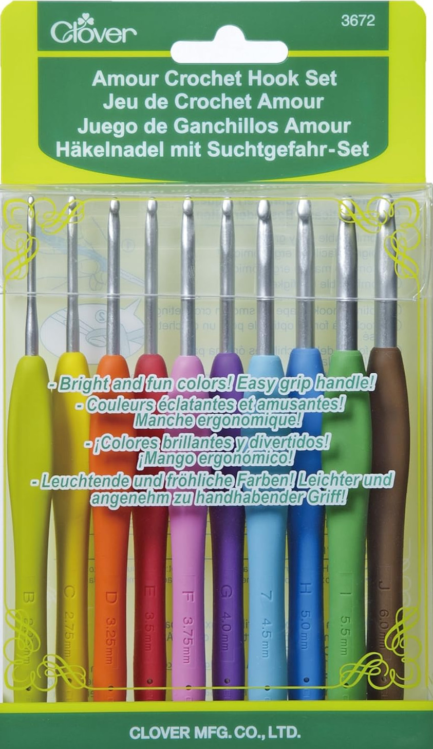 CLOVER Amour Crochet Hook Set ~ 10 Sizes ~ Comfort Grip Handles