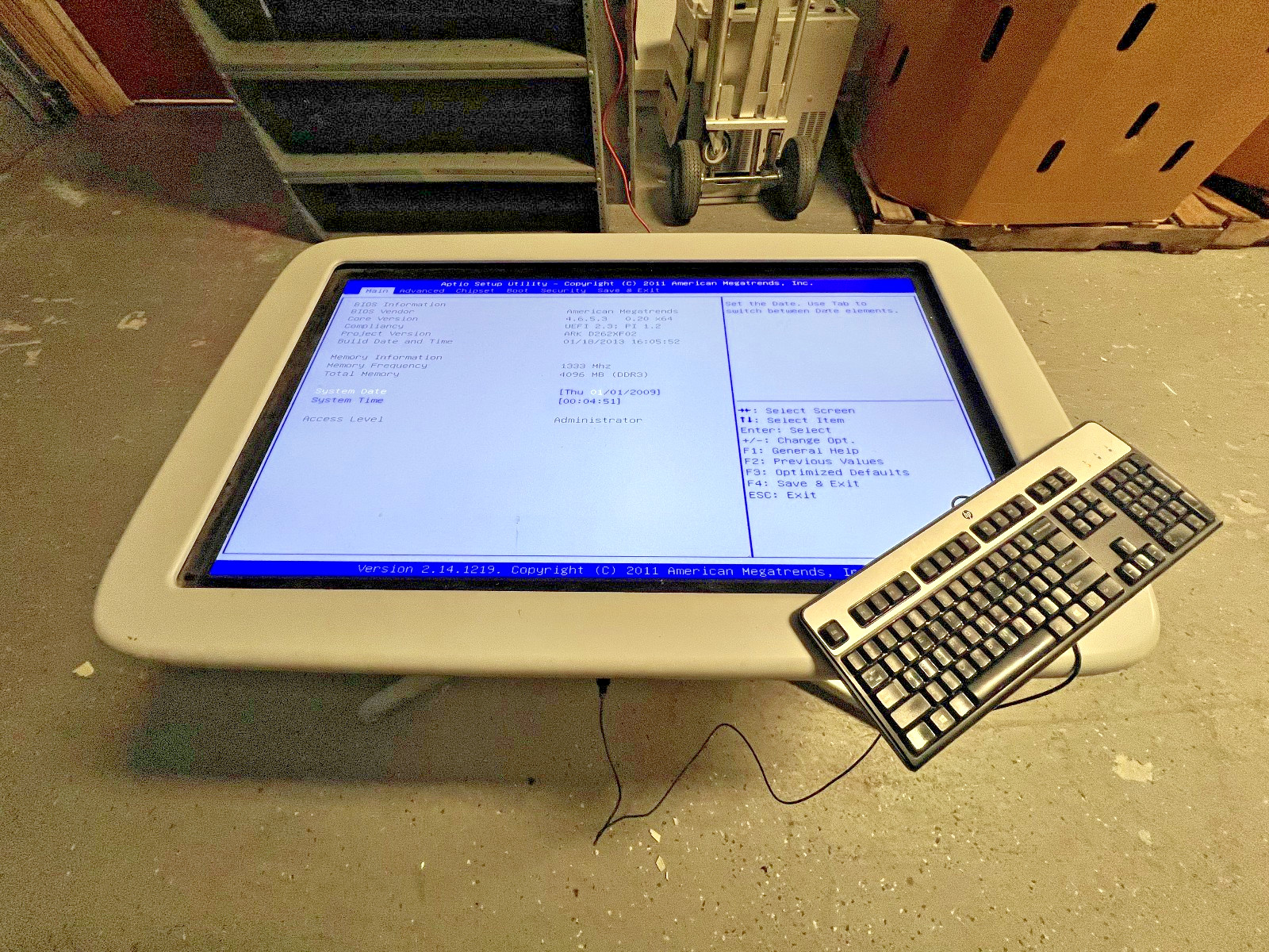 Smart Table 442i Collaborative Learning Center (Tested & Working!)