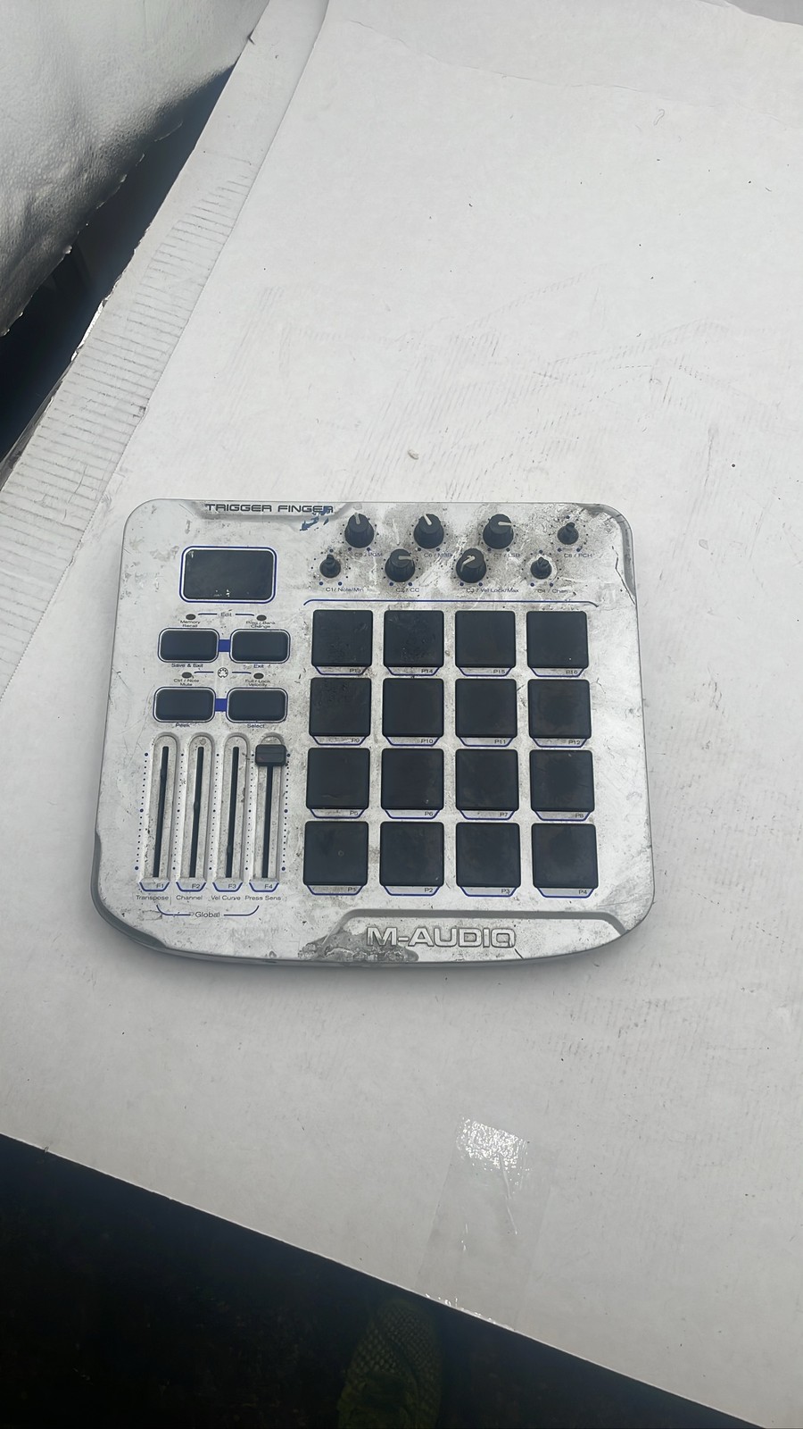 M-Audio Trigger Finger 16 Pad Interface USB MIDI Controller