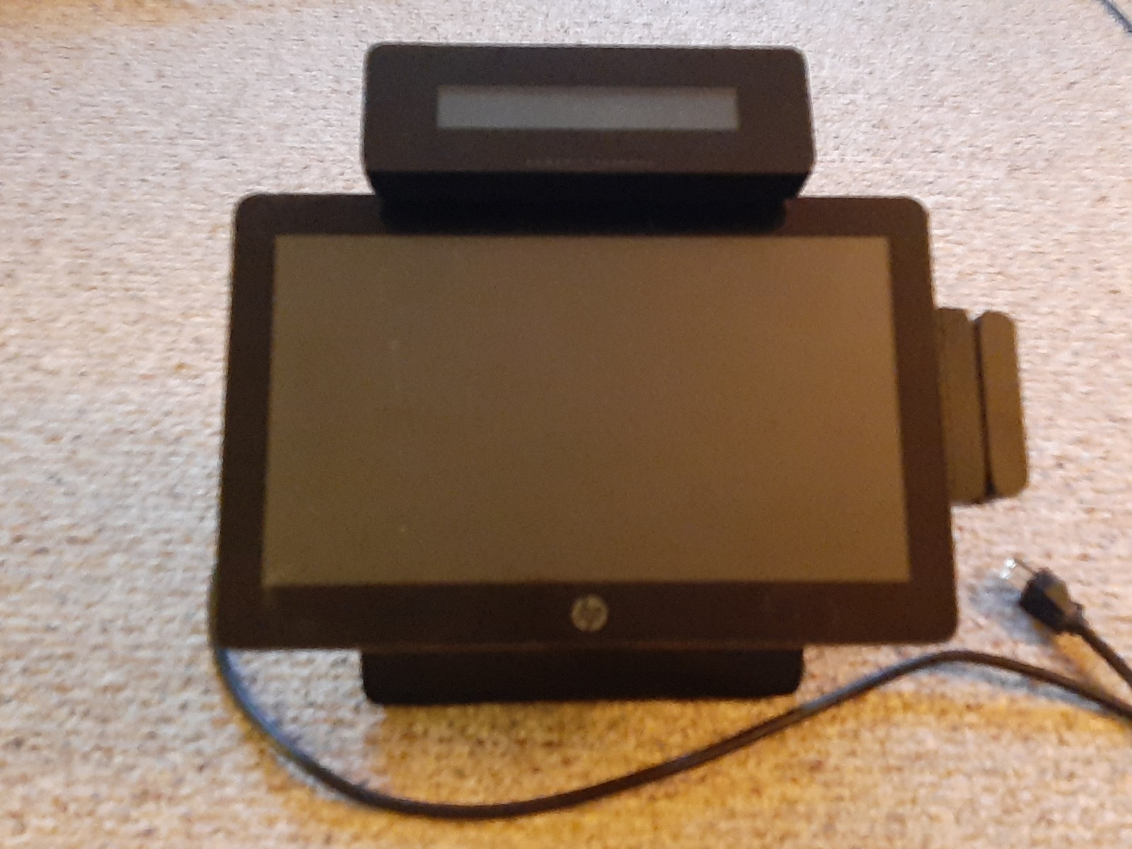 HP RP2 2030 POS Terminal J2900 2.41GHz 4GB 128GB SSD WIN10 IOT MSR free ship