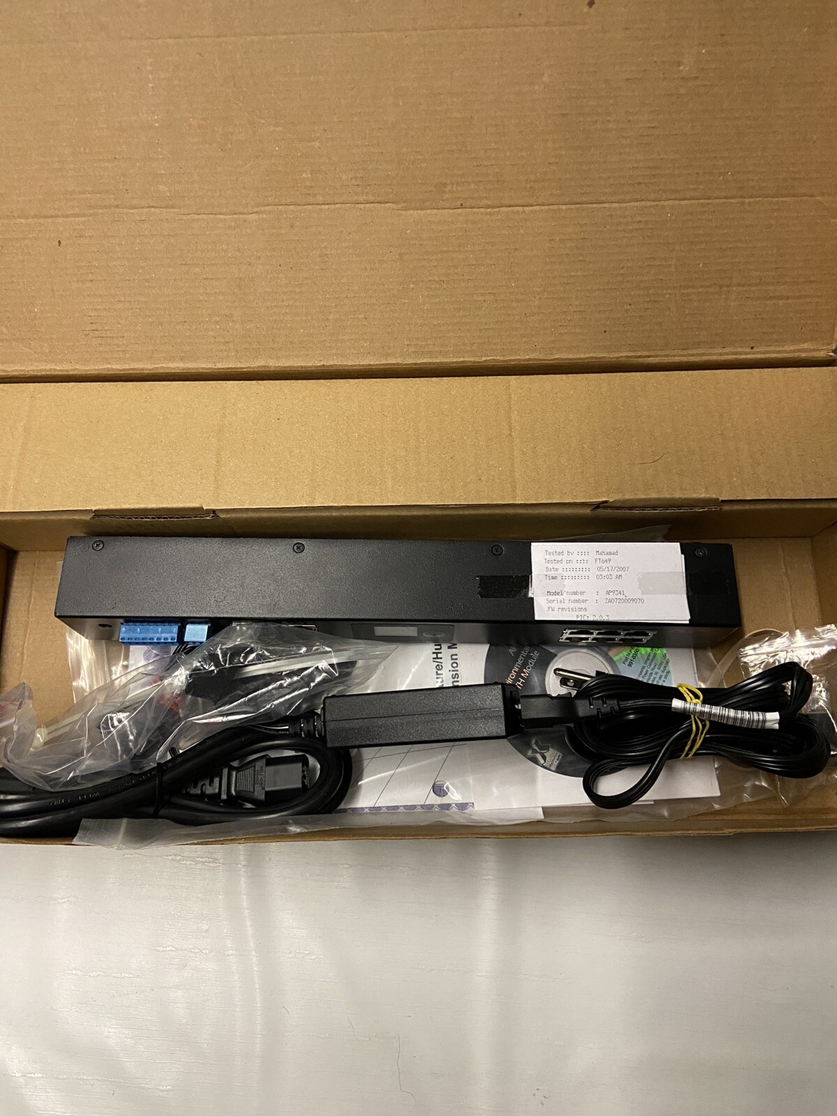 APC Temperature/Humidity Expansion Module AP9341 *Working*