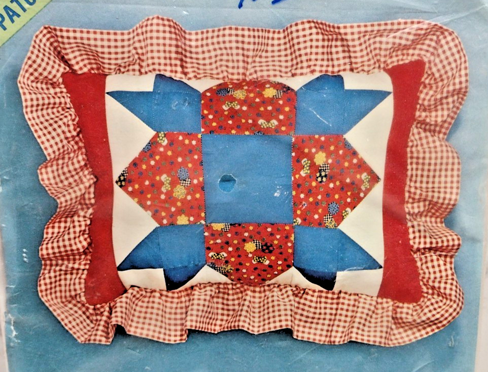 Patchwork Pillow KIT Quilt BLUE RIBBON BEAUTY NEW VTG 1977   16 X 11 LOT Of 2 NO