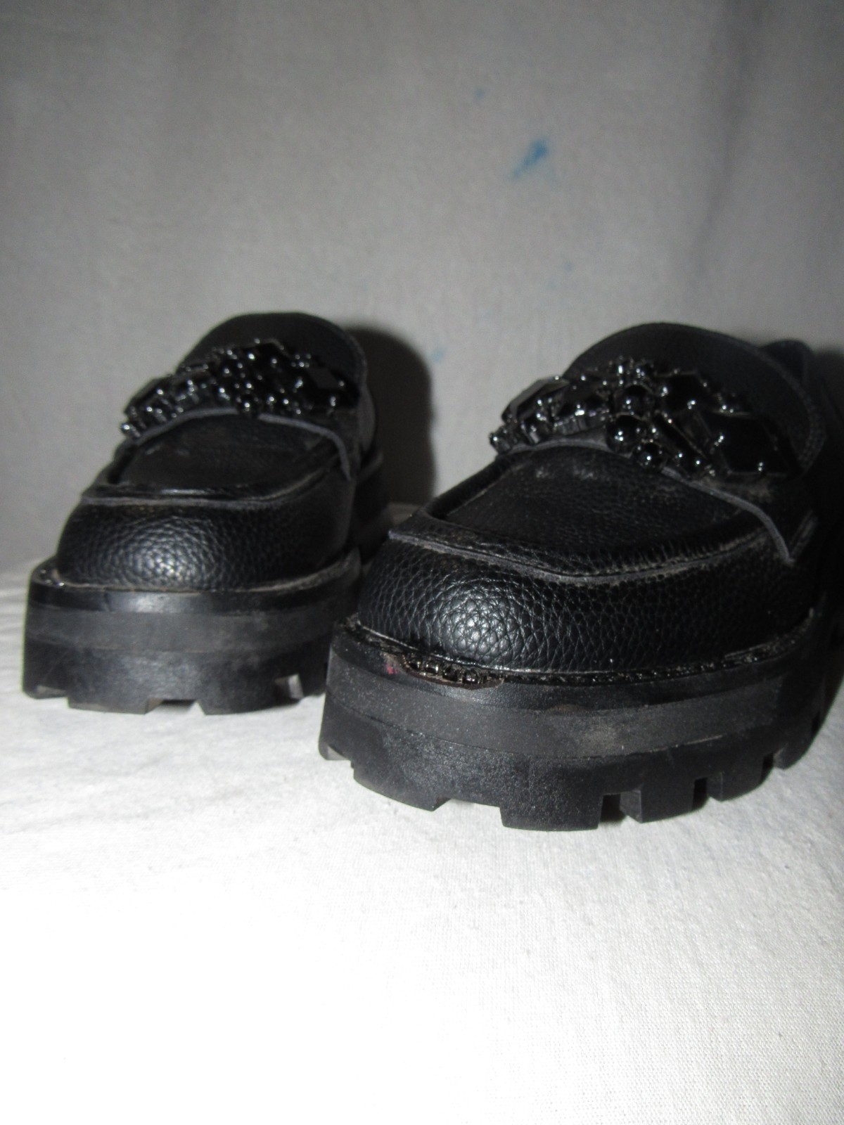 Elegant studed Loafers