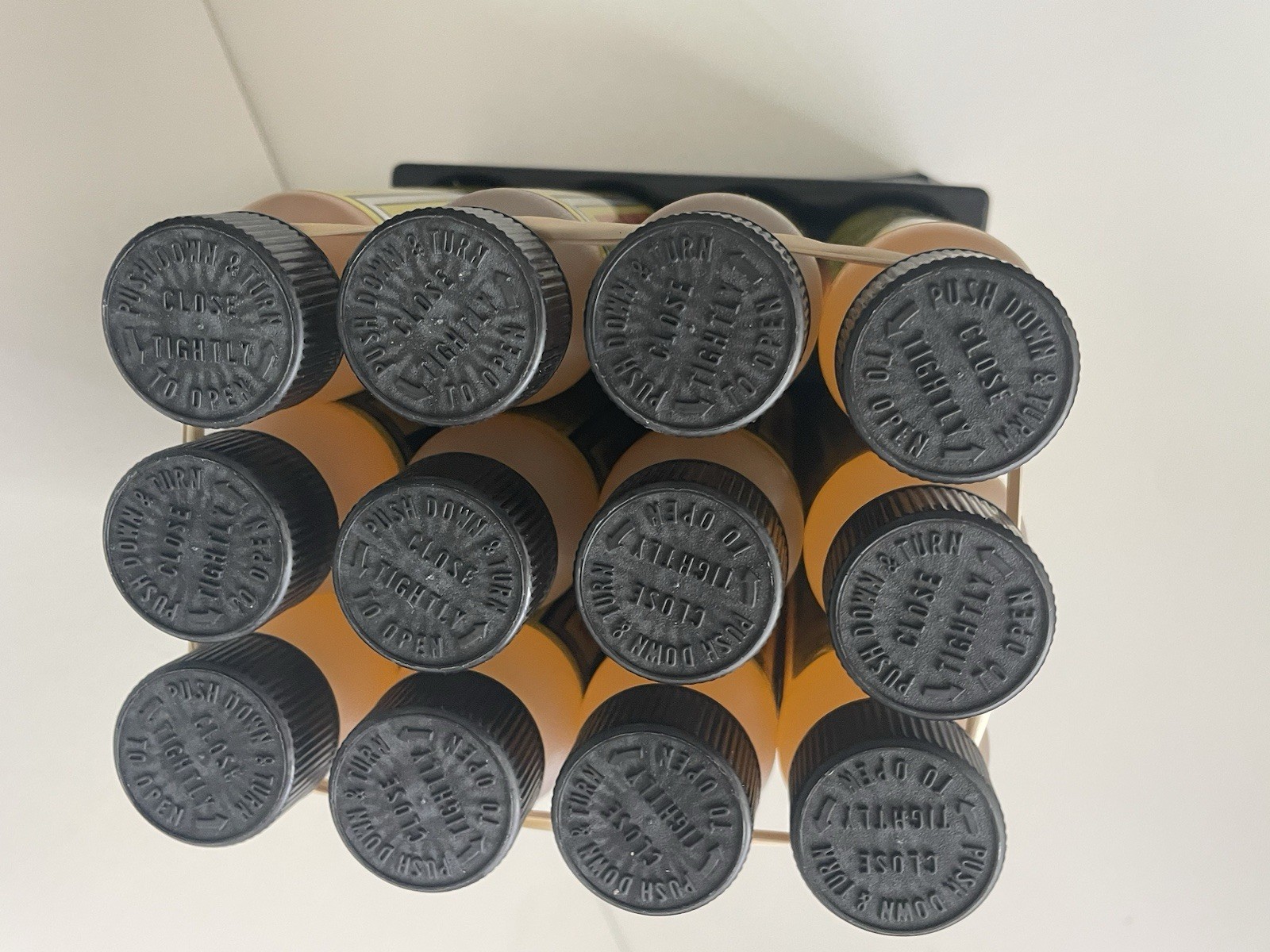 Lot of 12 B3C Fuel Solutions B3C 2-004 Mechanic In a Bottle Each 4 OZ. (118.3ML)