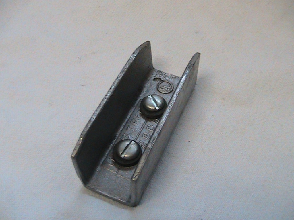 1 NEW NOS UNISTRUT ALUMINUM 2 HOLE CHANNEL JOINER P2900-AL