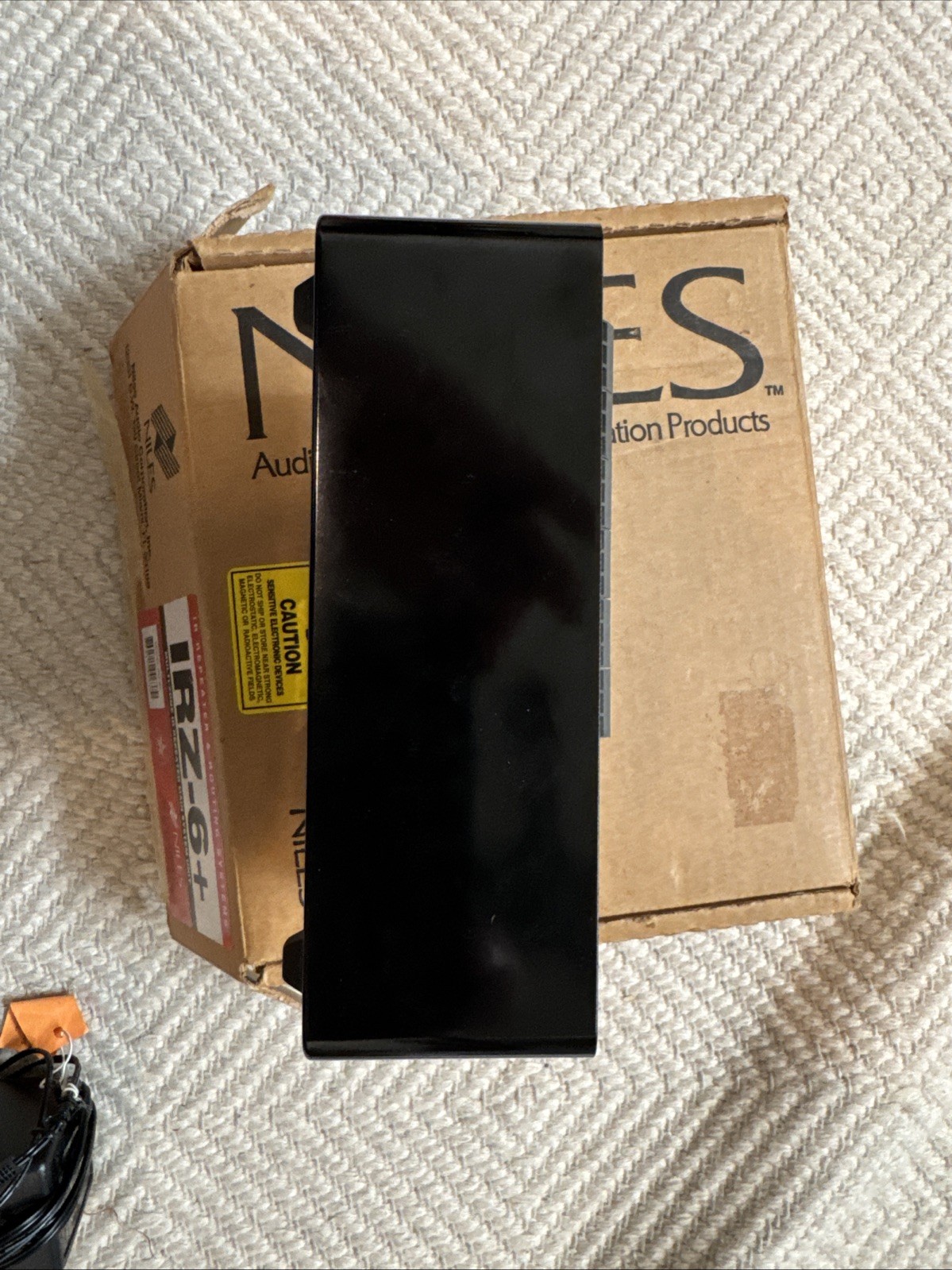 Niles IRZ6+ Infrared Extender System - ZONABLE IR MAIN SYSTEM UNIT - IN BOX NICE