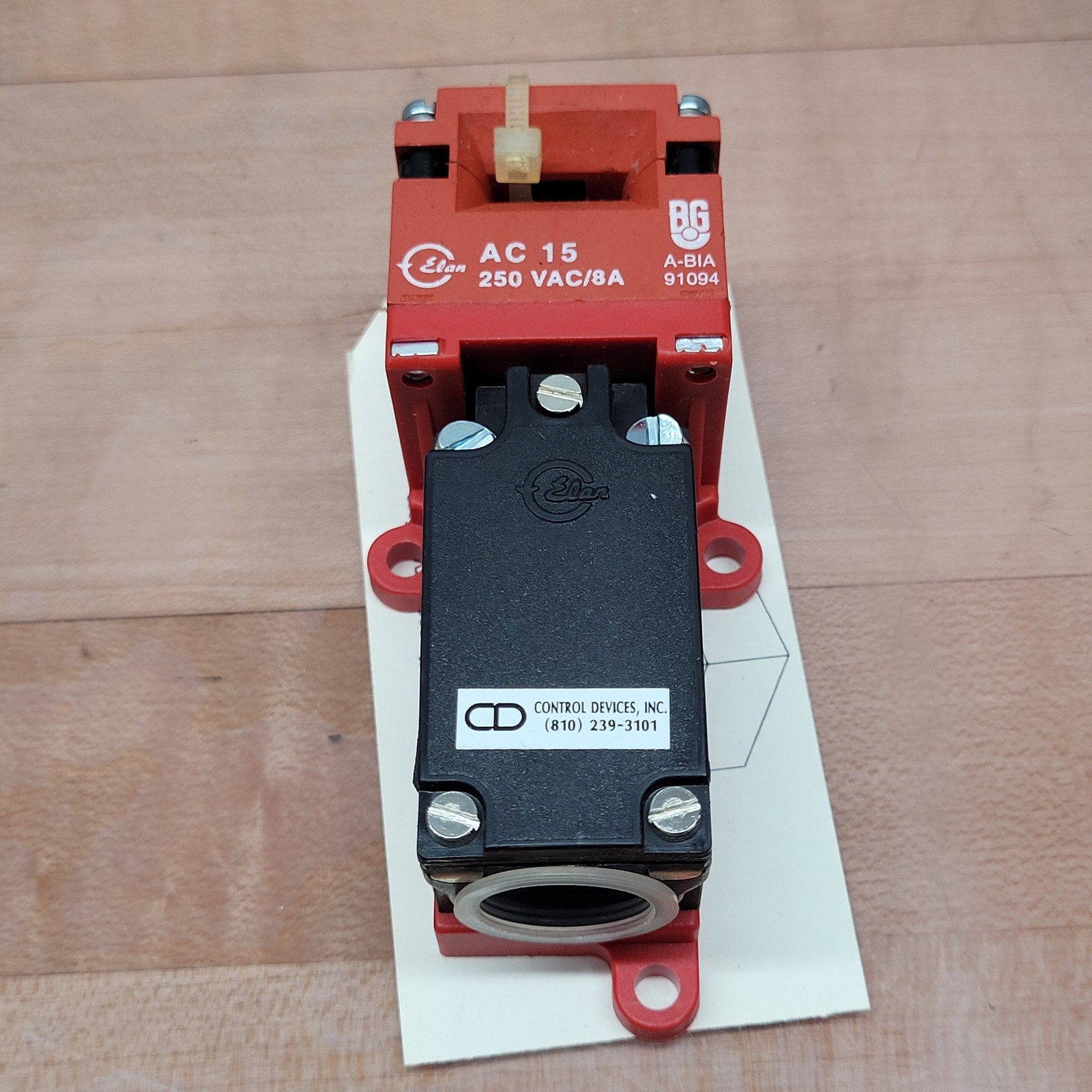 Schmersal TZG01.103 Keyed Interlock Switch - NEW