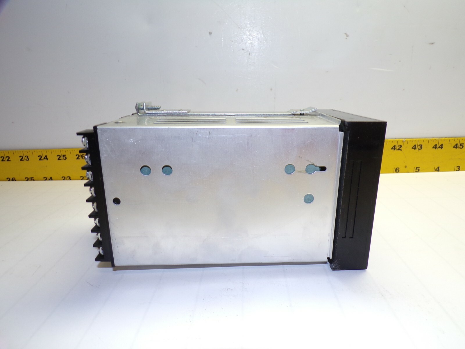 WATLOW 900 MICROPROCESSOR TEMPERATURE CONTROLLER 115/230 VAC 900B-2BA1-B000