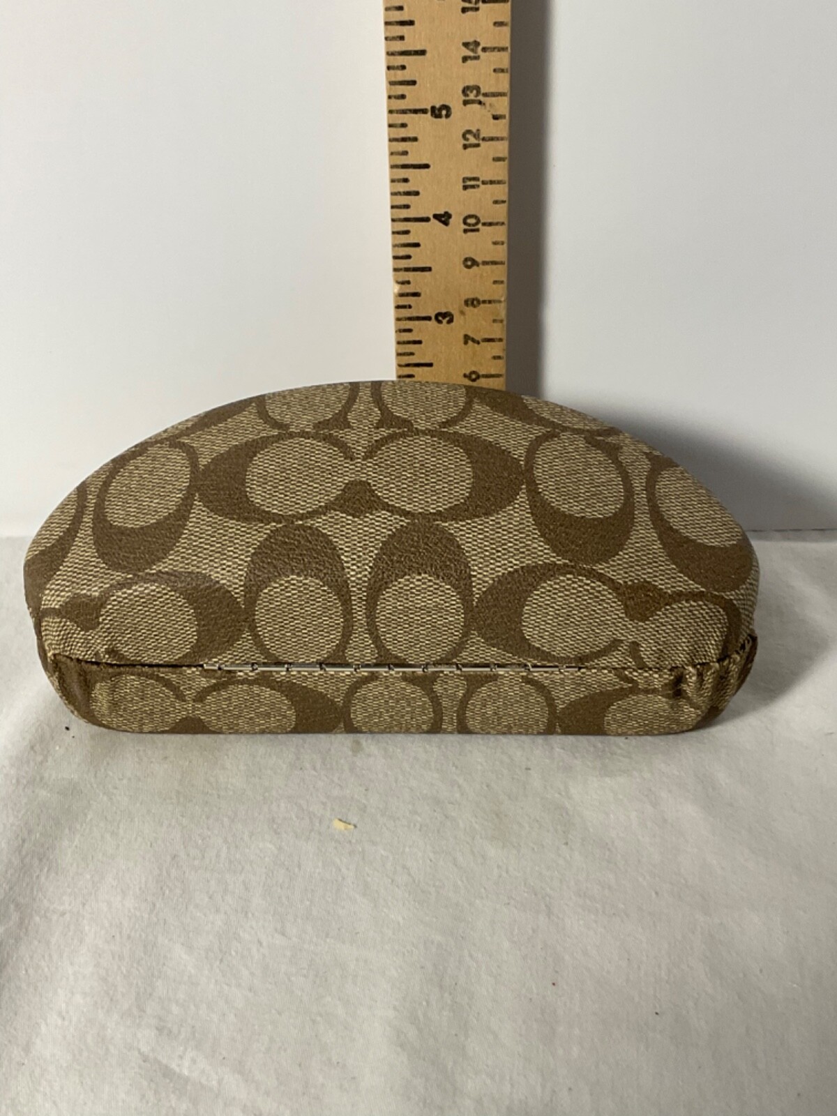 Hard case sunglass/eyeglasses case coach style logo