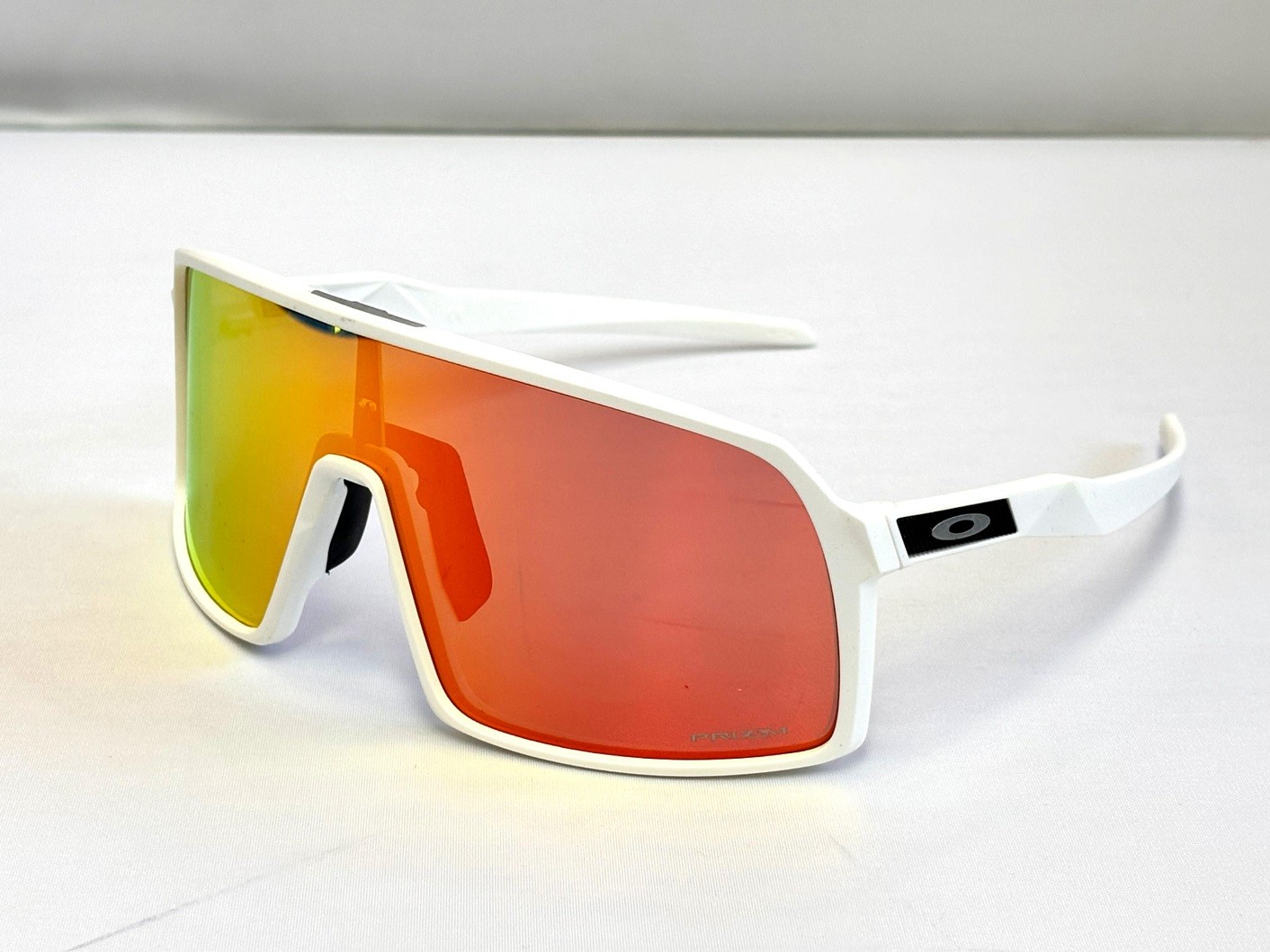 Oakley SUTRO Lite SWEEP VENTED SUNGLASSES WHITE PRIZM ROAD 009406-03
