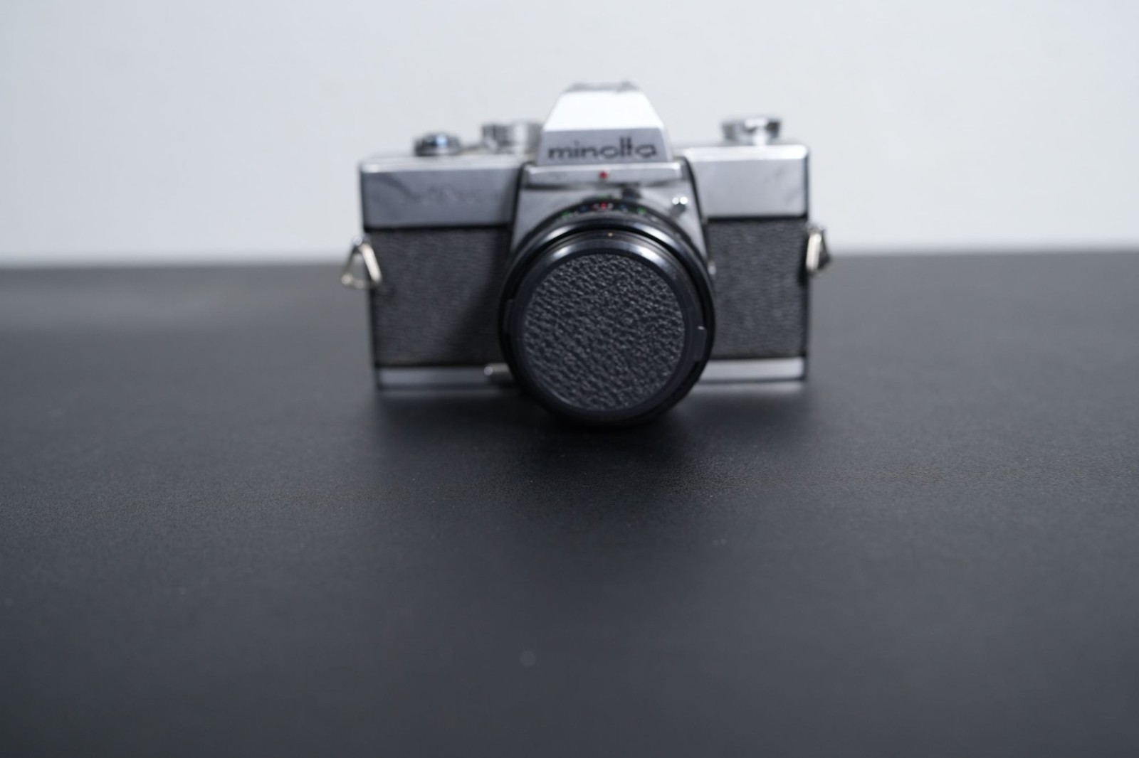 Minolta SRT SC-II Camera With Vivitar Lenses & Caps